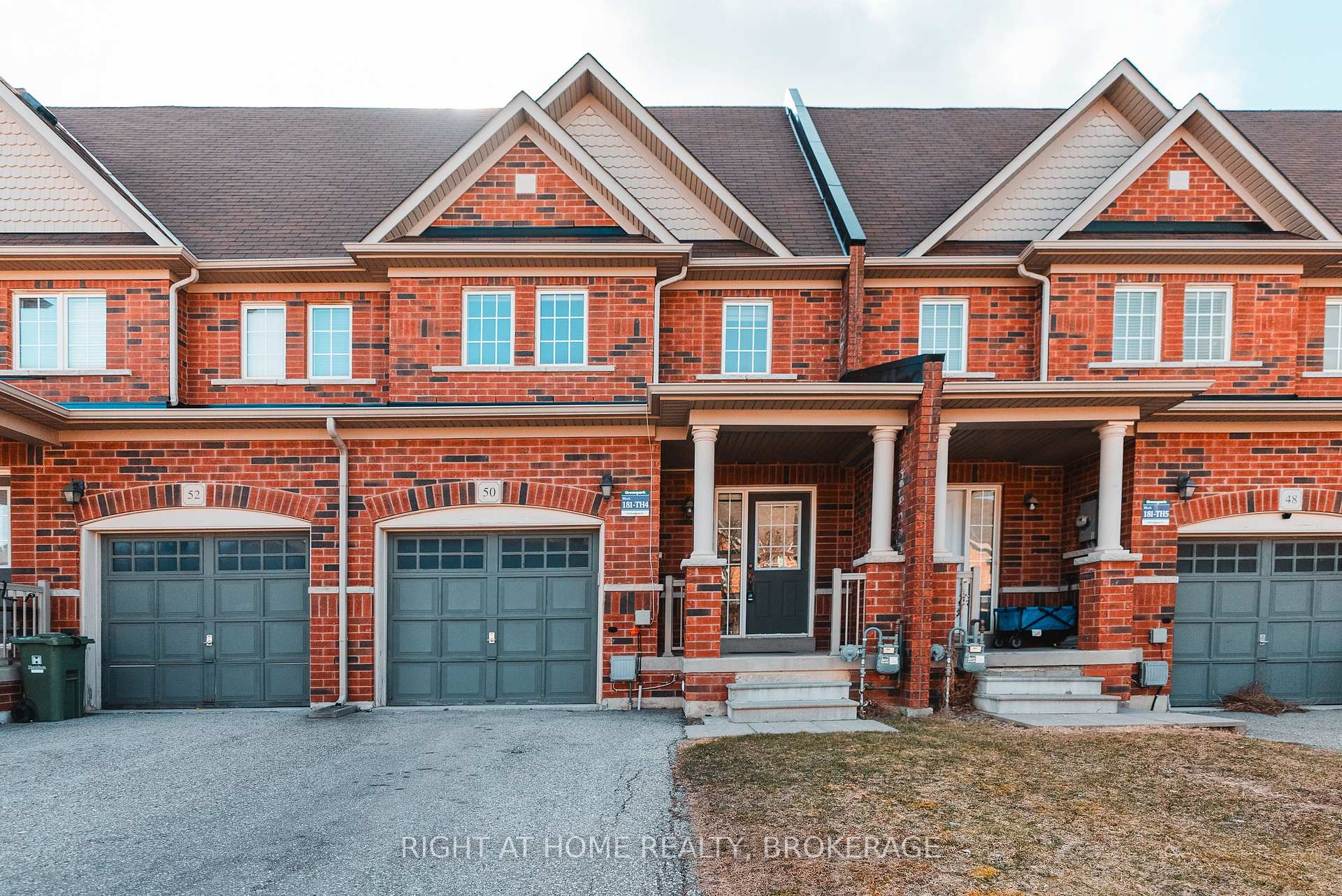 Photo 1 of 50 Humphrey Street, Hamilton, Waterdown — HOMEH