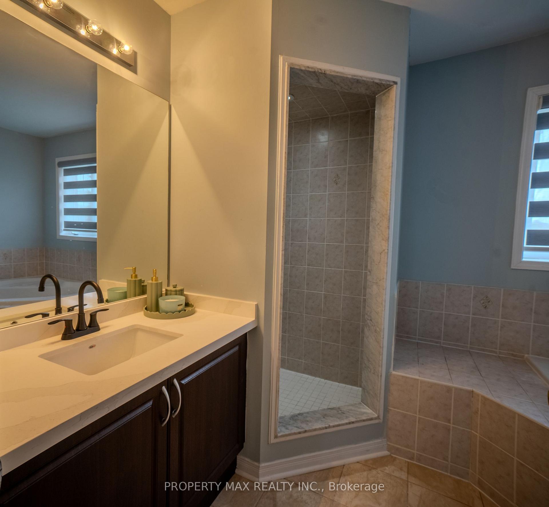 Photo 6 of 92 Coleluke Lane, Markham, Middlefield — HOMEH