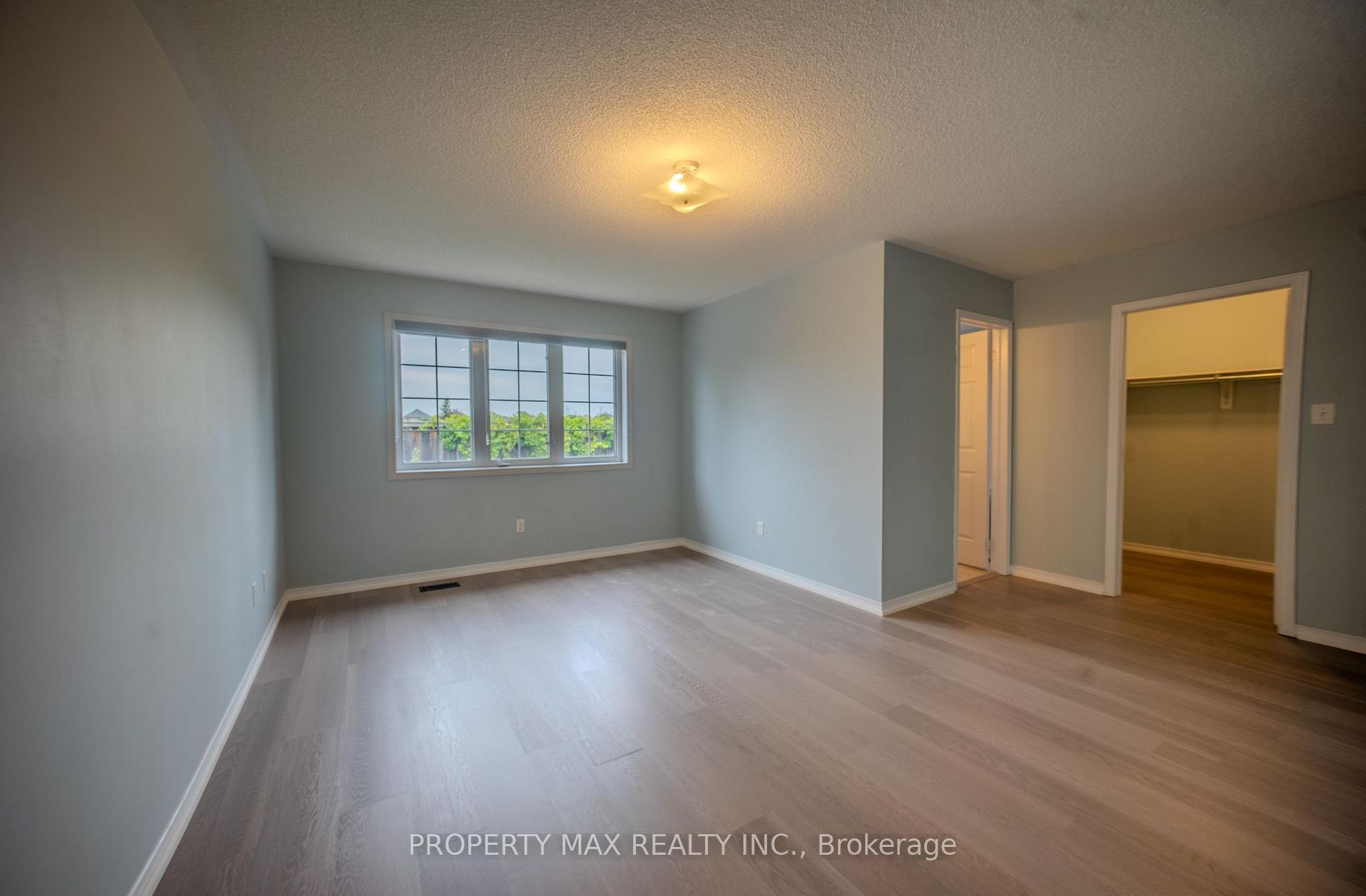 Photo 9 of 92 Coleluke Lane, Markham, Middlefield — HOMEH
