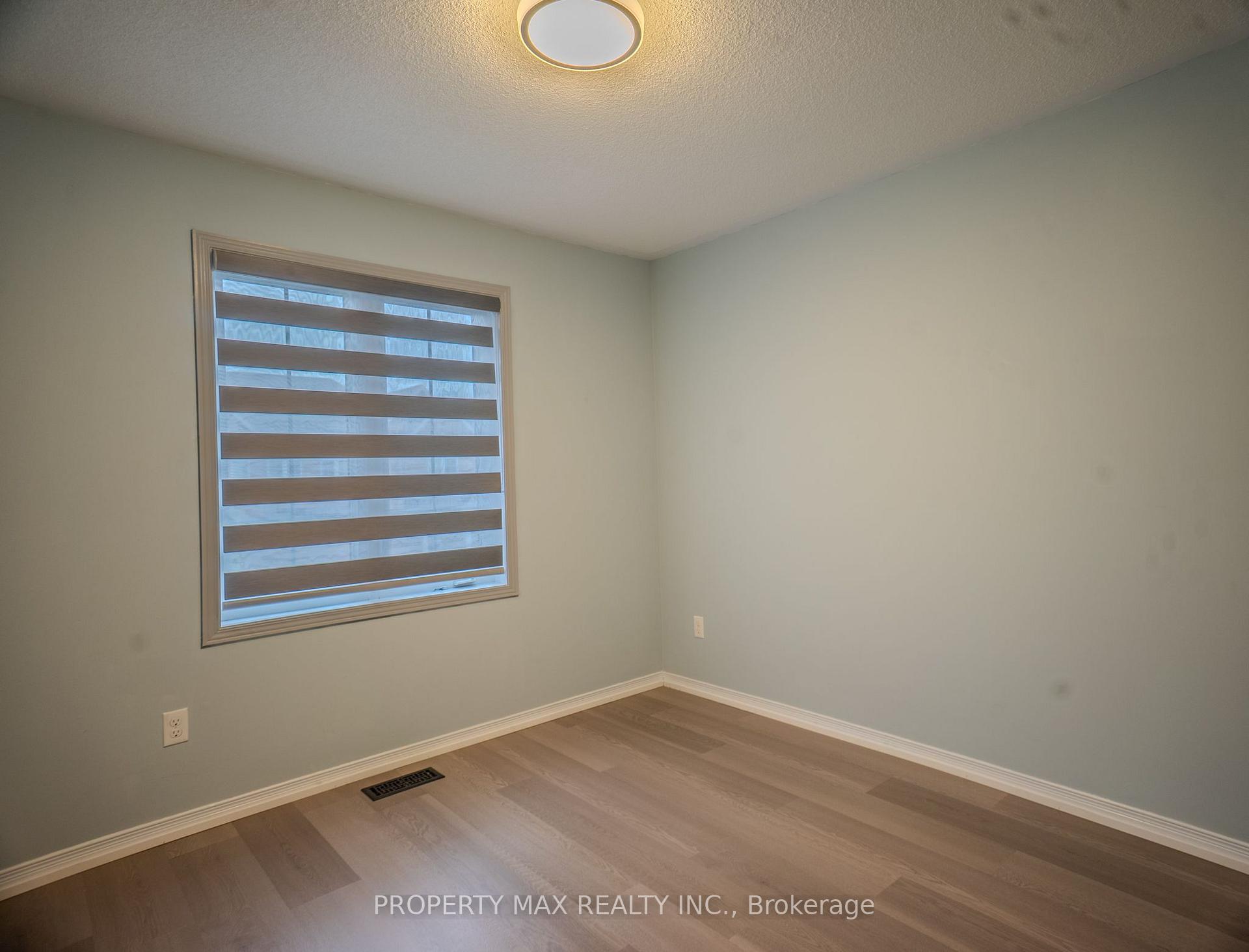 Photo 17 of 92 Coleluke Lane, Markham, Middlefield — HOMEH