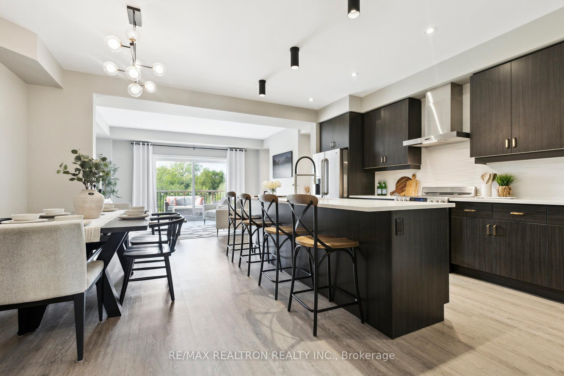 Photo 6 of 867 Robert Ferrie Drive, Kitchener — HOMEH