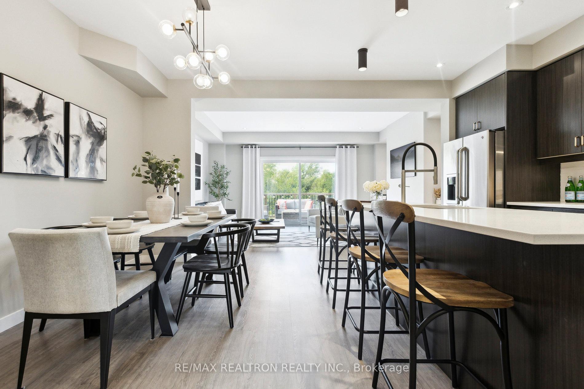 Photo 8 of 867 Robert Ferrie Drive, Kitchener — HOMEH