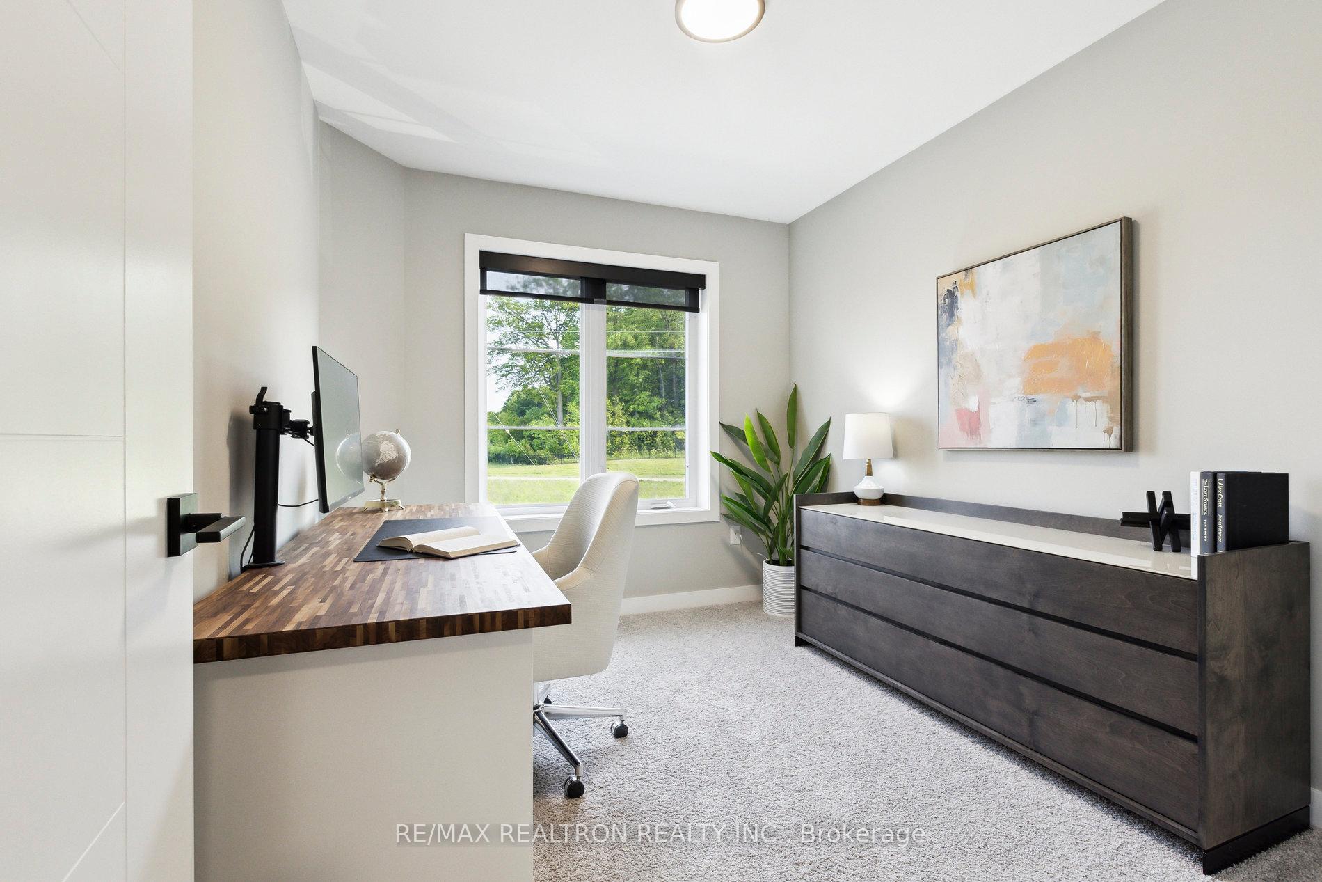 Photo 37 of 867 Robert Ferrie Drive, Kitchener — HOMEH