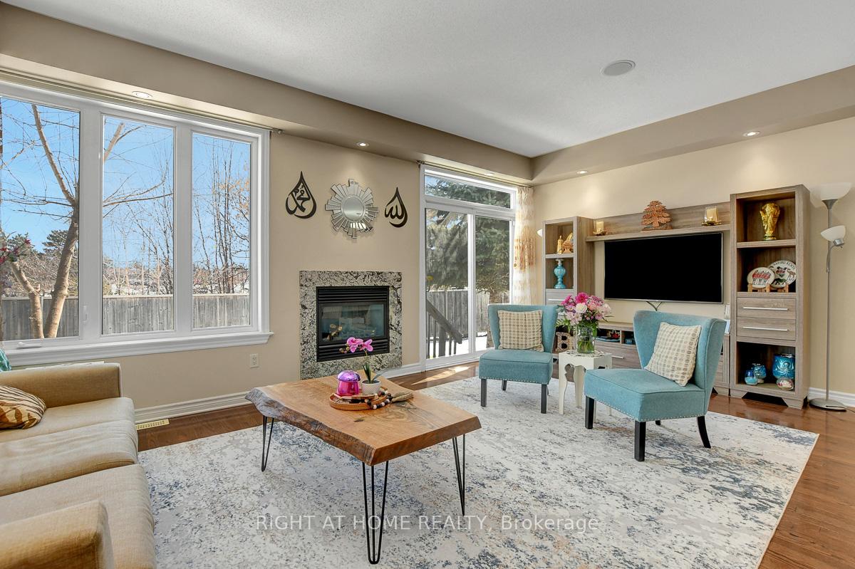 Photo 6 of 554 Barrick Hill Road, Ottawa, Kanata - Emerald Meadows/Trailwest — HOMEH