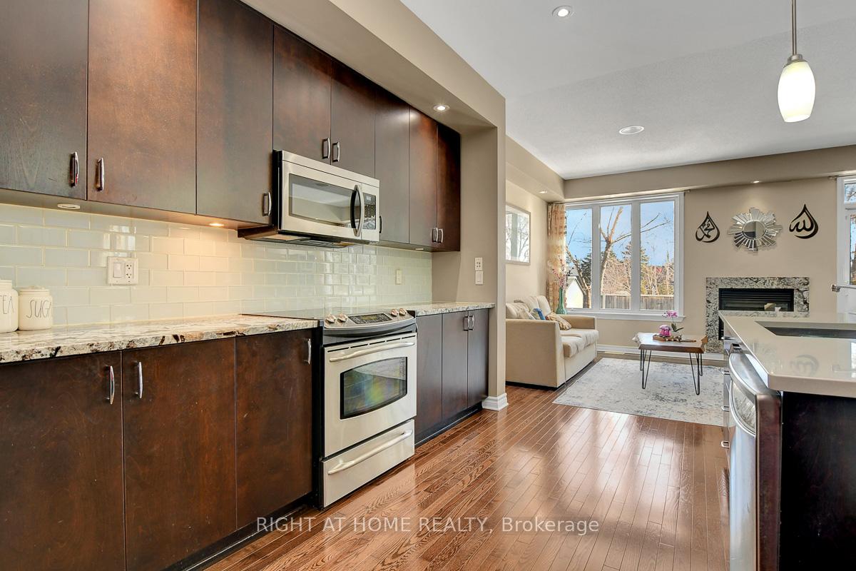 Photo 10 of 554 Barrick Hill Road, Ottawa, Kanata - Emerald Meadows/Trailwest — HOMEH