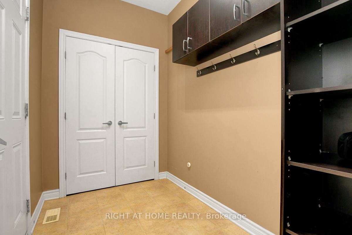 Photo 14 of 554 Barrick Hill Road, Ottawa, Kanata - Emerald Meadows/Trailwest — HOMEH
