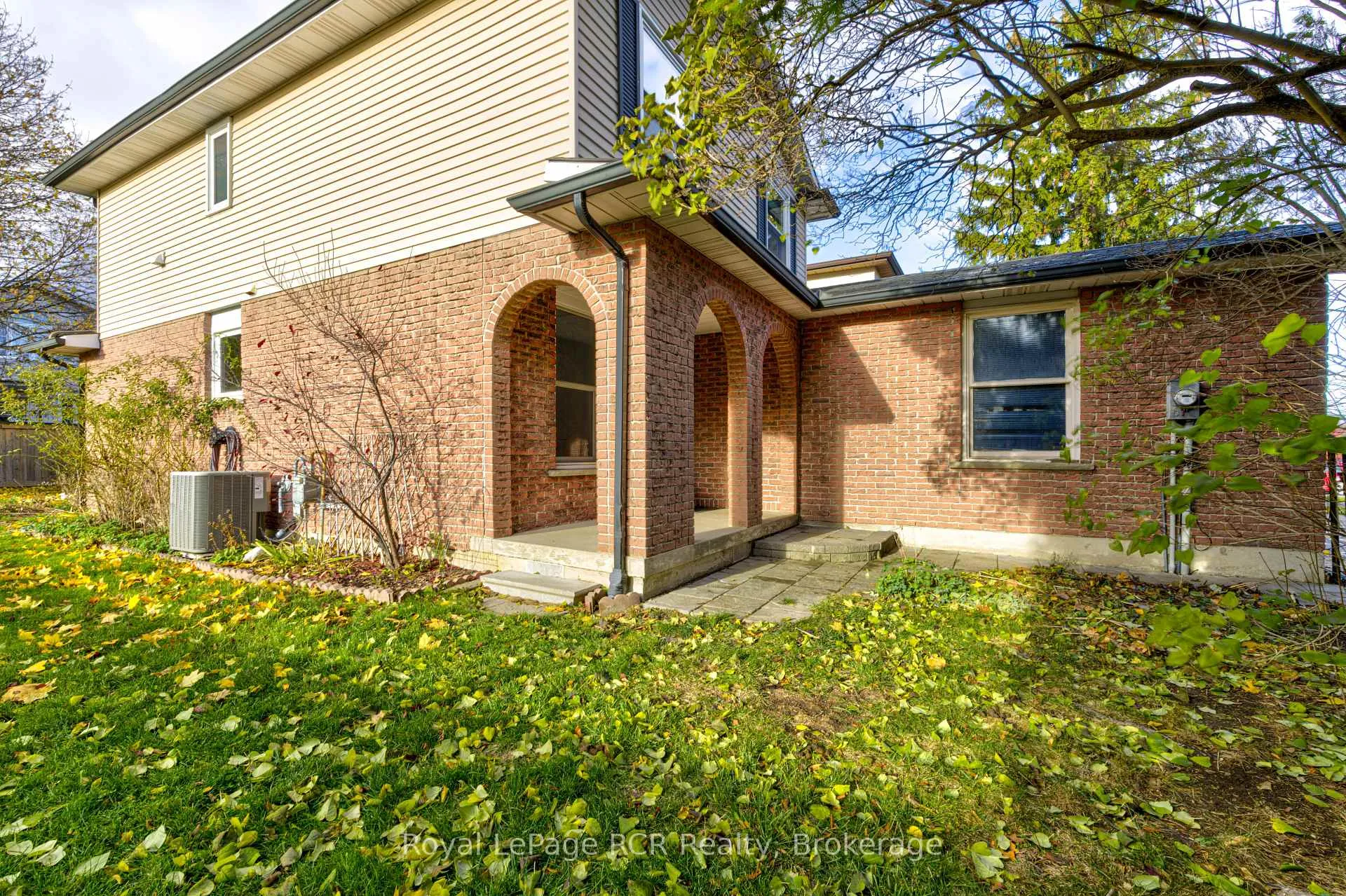 Photo 4 of 501 Beaver Court, Milton, Timberlea — HOMEH