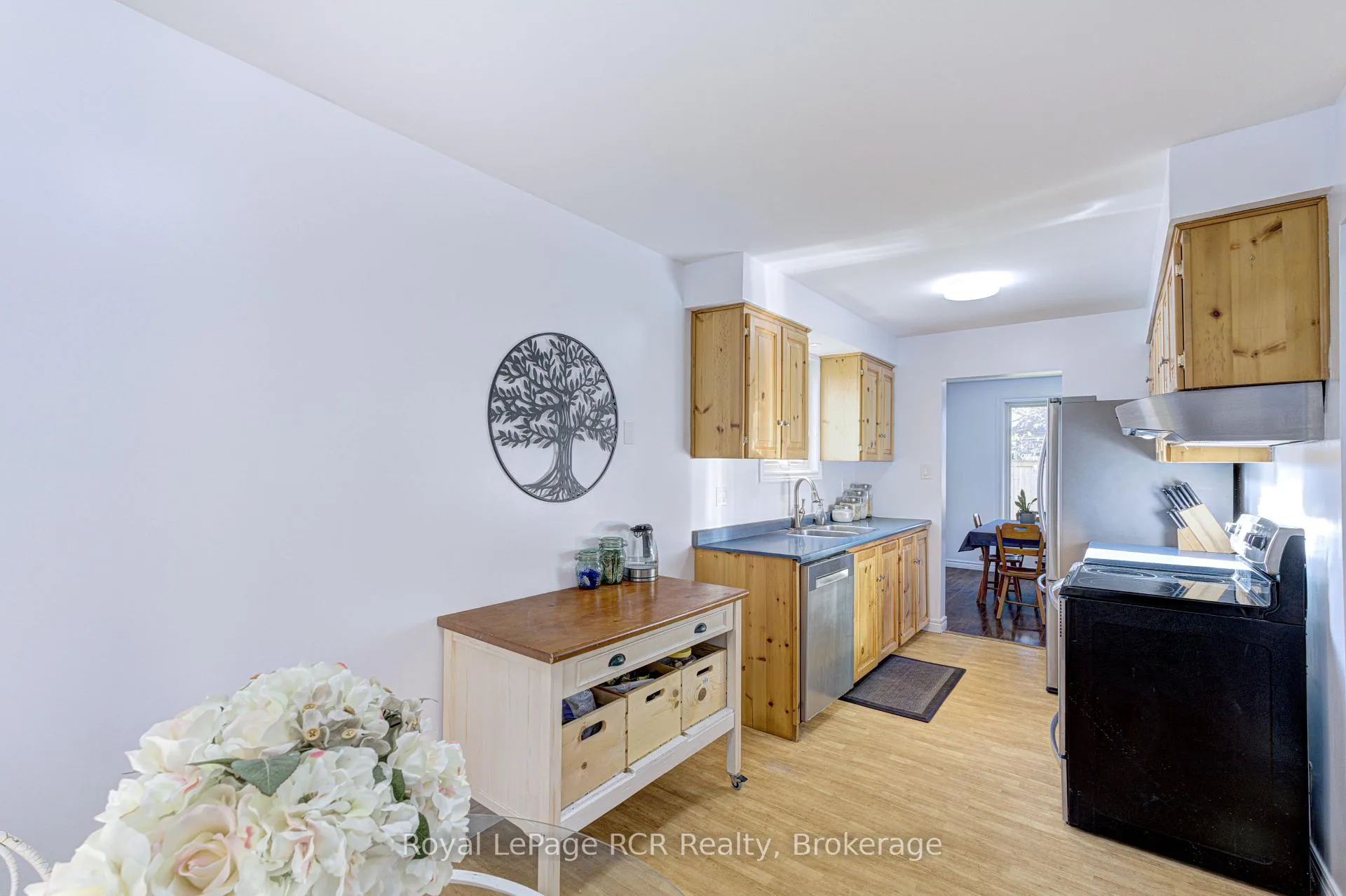Photo 11 of 501 Beaver Court, Milton, Timberlea — HOMEH