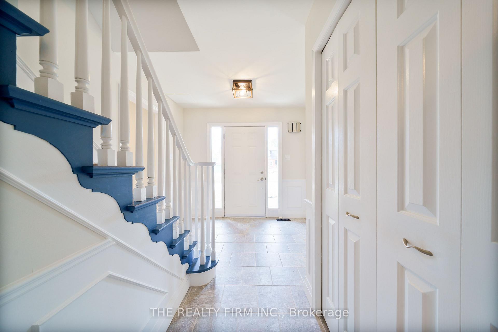 Photo 9 of 16 Gwendolyn Street, Middlesex Centre, Birr — HOMEH