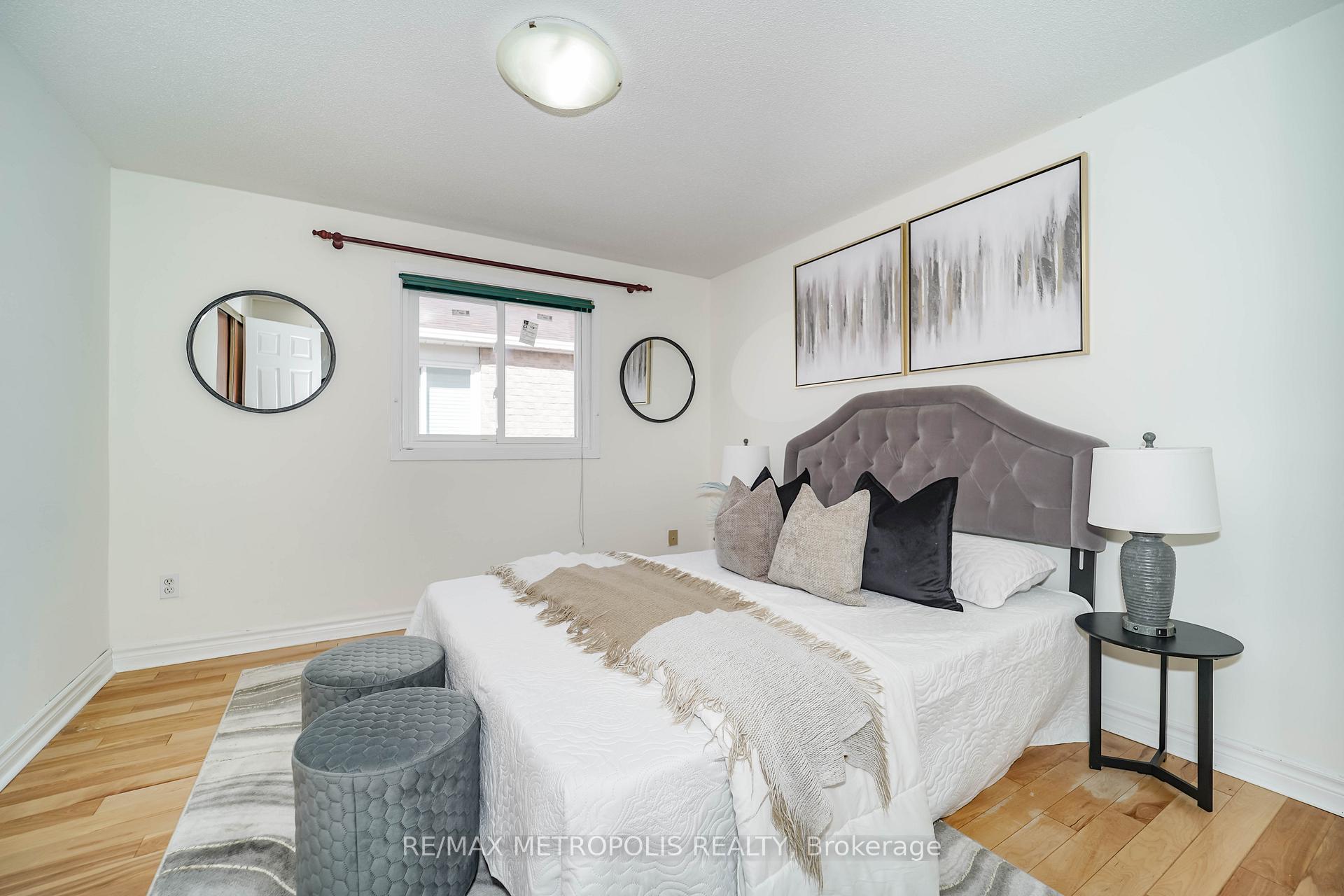 Photo 34 of 40 Lavron Court, Markham, Middlefield — HOMEH