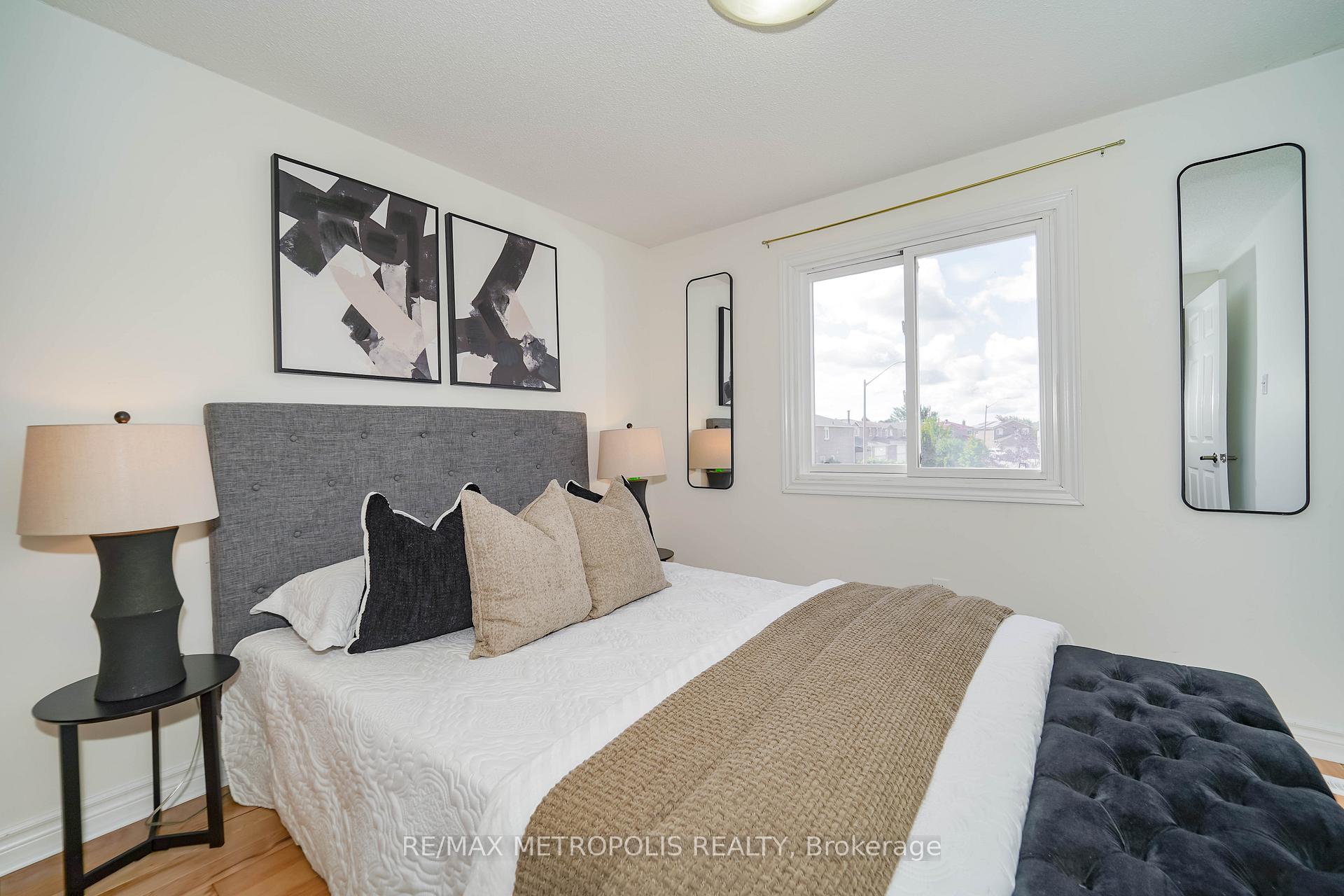 Photo 41 of 40 Lavron Court, Markham, Middlefield — HOMEH