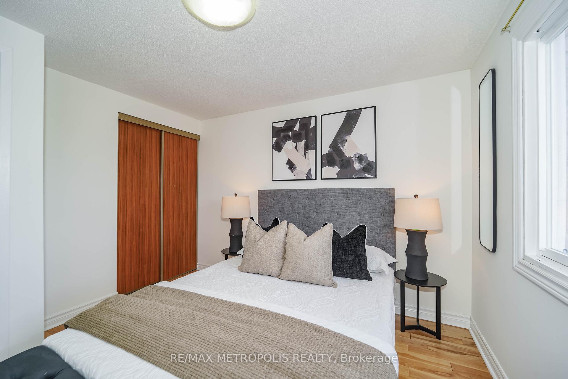 Photo 43 of 40 Lavron Court, Markham, Middlefield — HOMEH