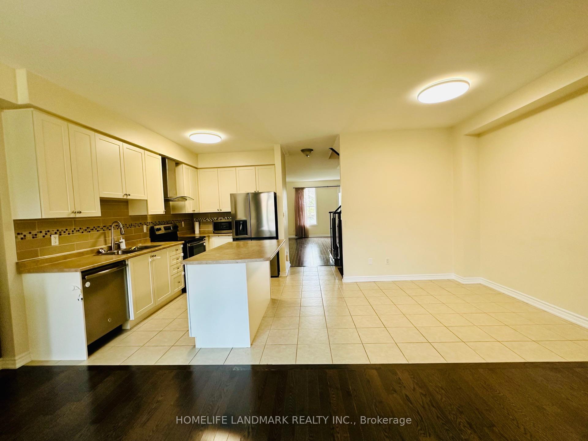 Photo 3 of 10355 Woodbine Avenue, Markham, Cathedraltown — HOMEH