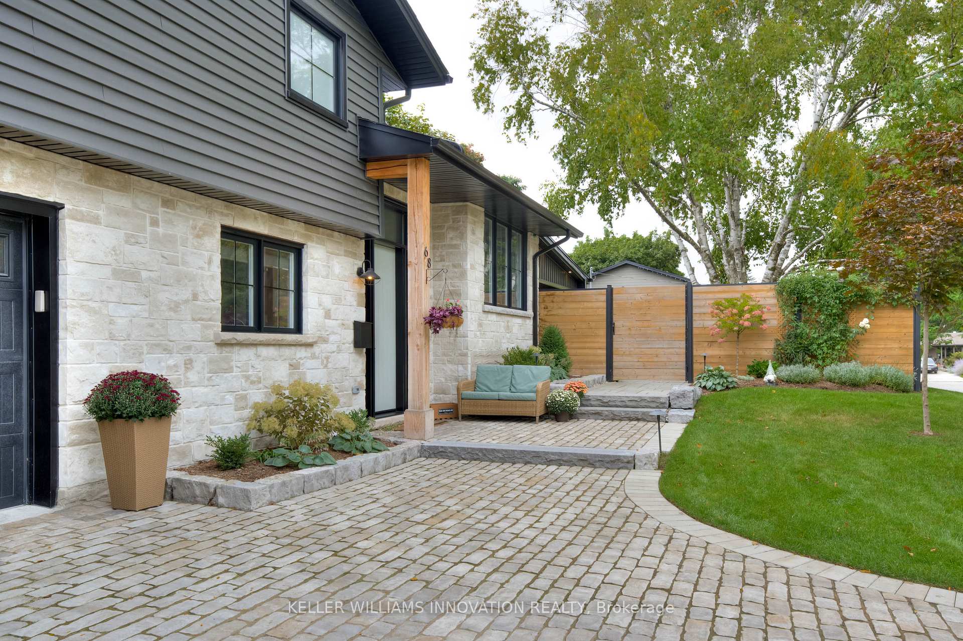 Photo 6 of 68 Noel Crescent, Kitchener — HOMEH