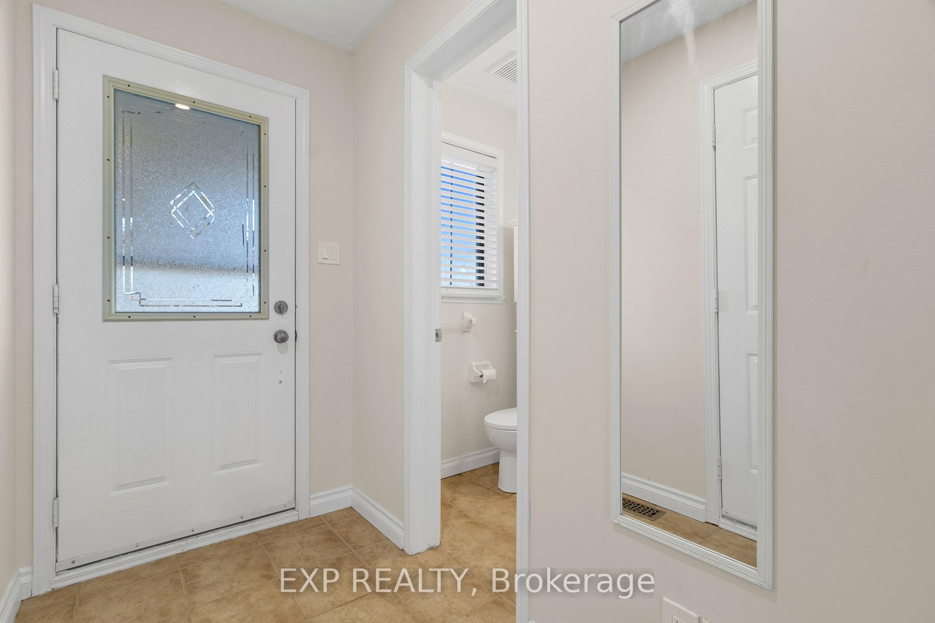 Photo 4 of 105 Banchory Crescent, Ottawa, Kanata - Morgan's Grant/South March — HOMEH