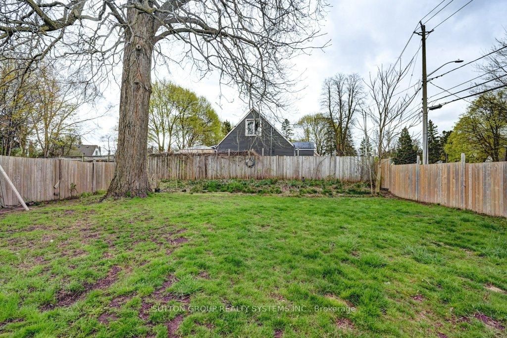 Photo 22 of 135 Glen Road, Kitchener — HOMEH