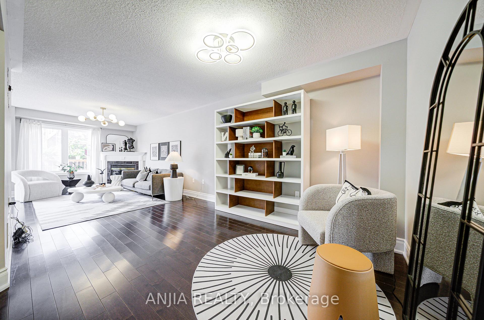 Photo 6 of 74 Weatherill Road, Markham, Berczy — HOMEH