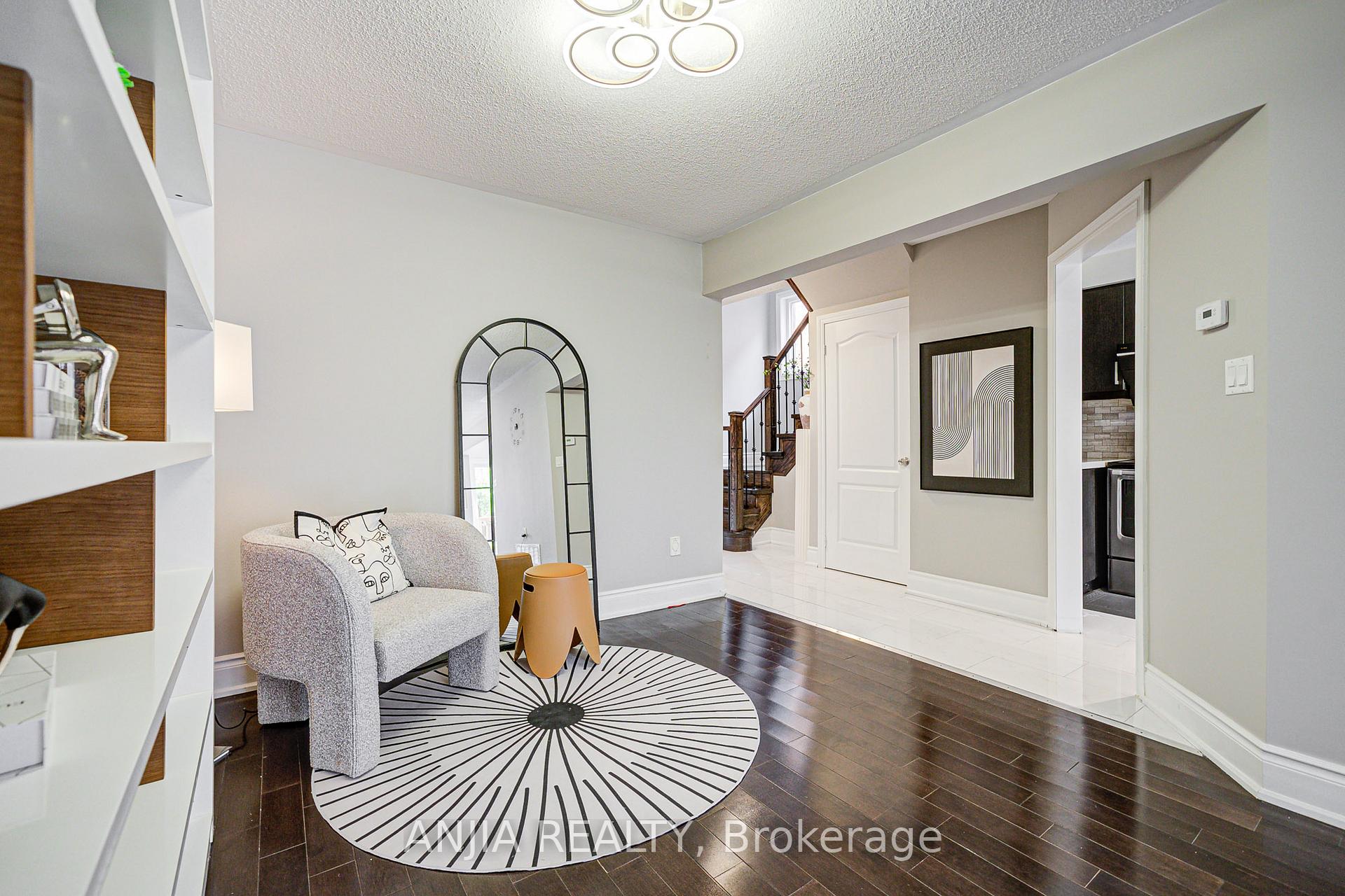Photo 9 of 74 Weatherill Road, Markham, Berczy — HOMEH