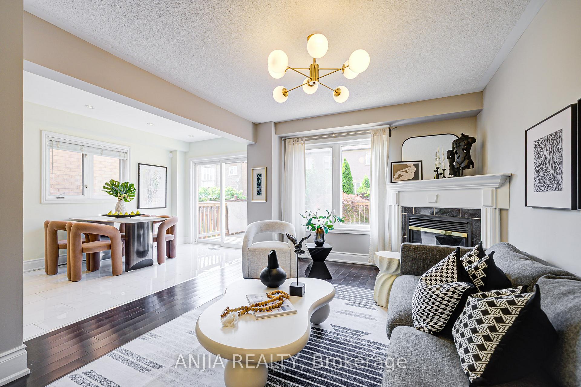 Photo 11 of 74 Weatherill Road, Markham, Berczy — HOMEH