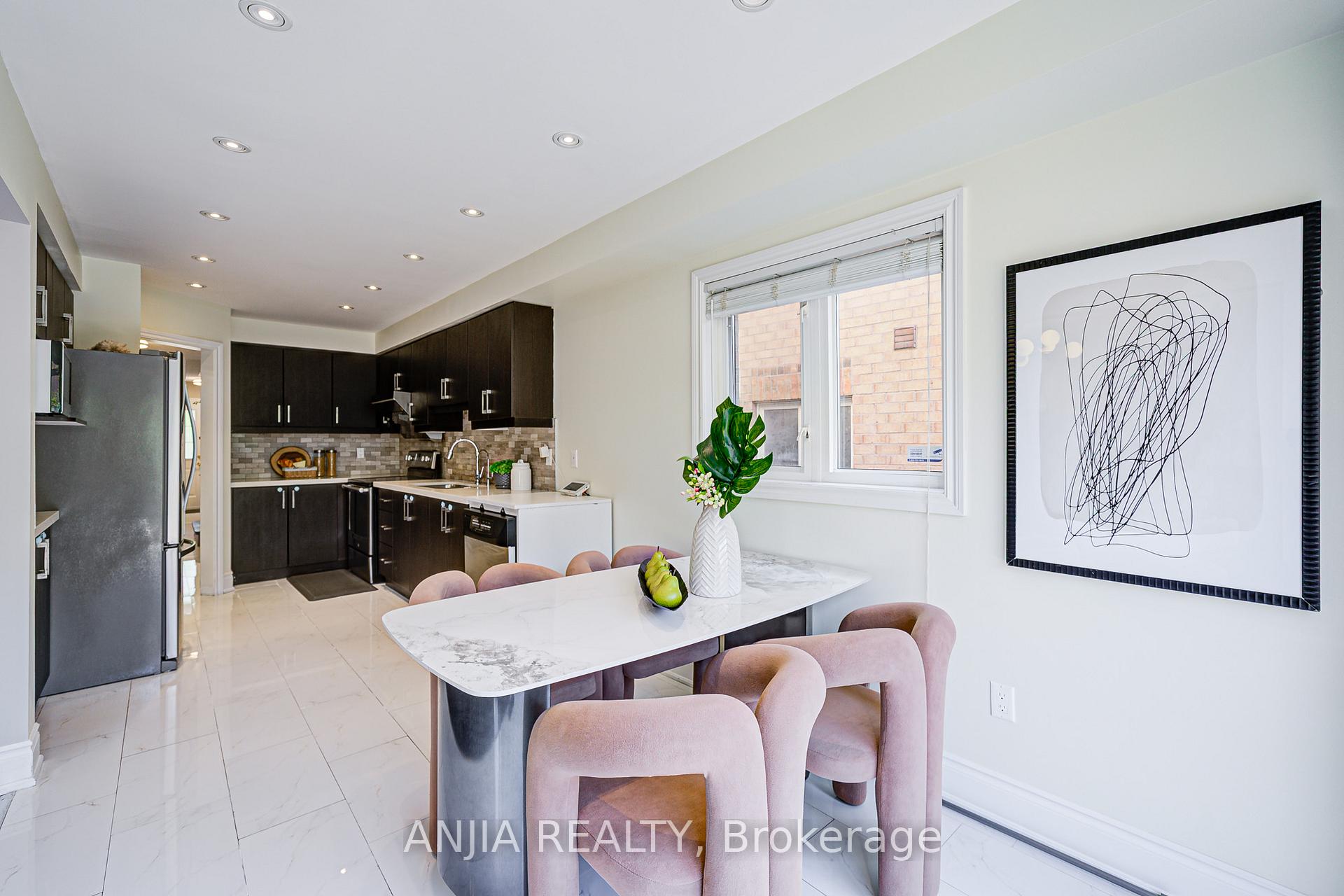 Photo 15 of 74 Weatherill Road, Markham, Berczy — HOMEH