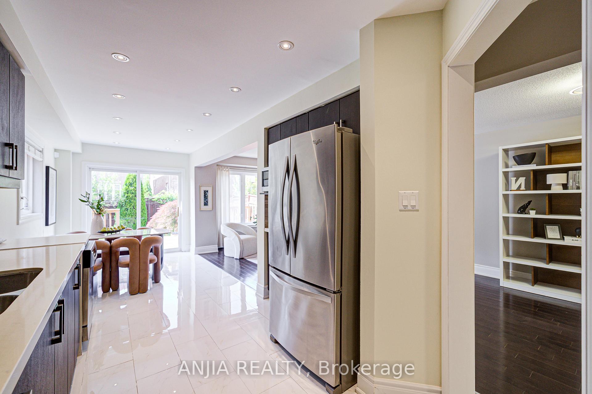 Photo 20 of 74 Weatherill Road, Markham, Berczy — HOMEH