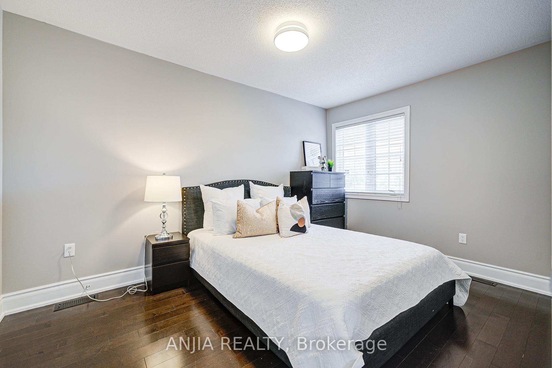 Photo 25 of 74 Weatherill Road, Markham, Berczy — HOMEH