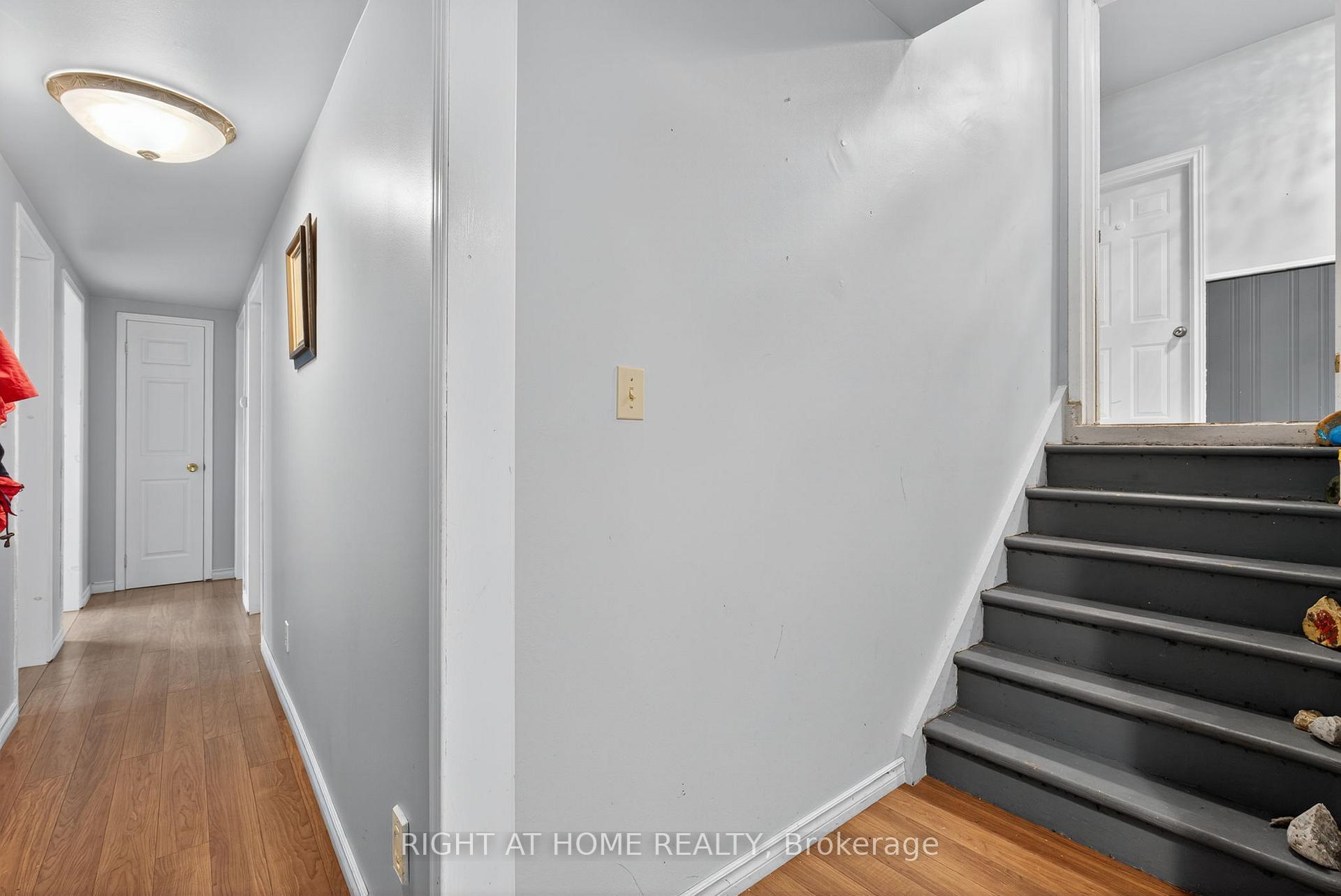 Photo 17 of 813 Birchwood Drive, Midland — HOMEH