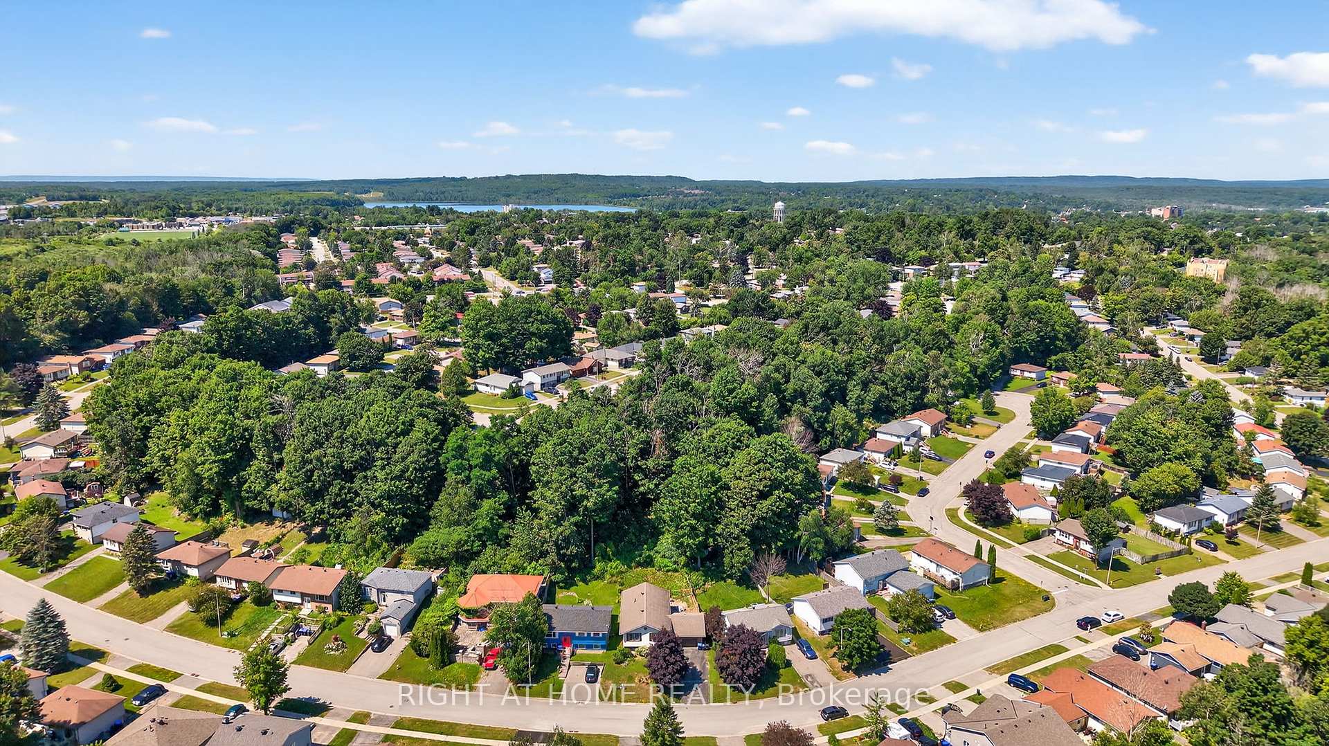 Photo 27 of 813 Birchwood Drive, Midland — HOMEH