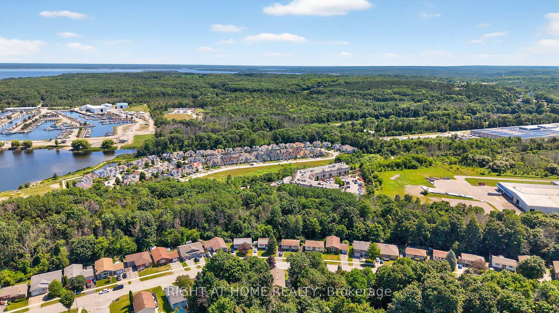 Photo 29 of 813 Birchwood Drive, Midland — HOMEH