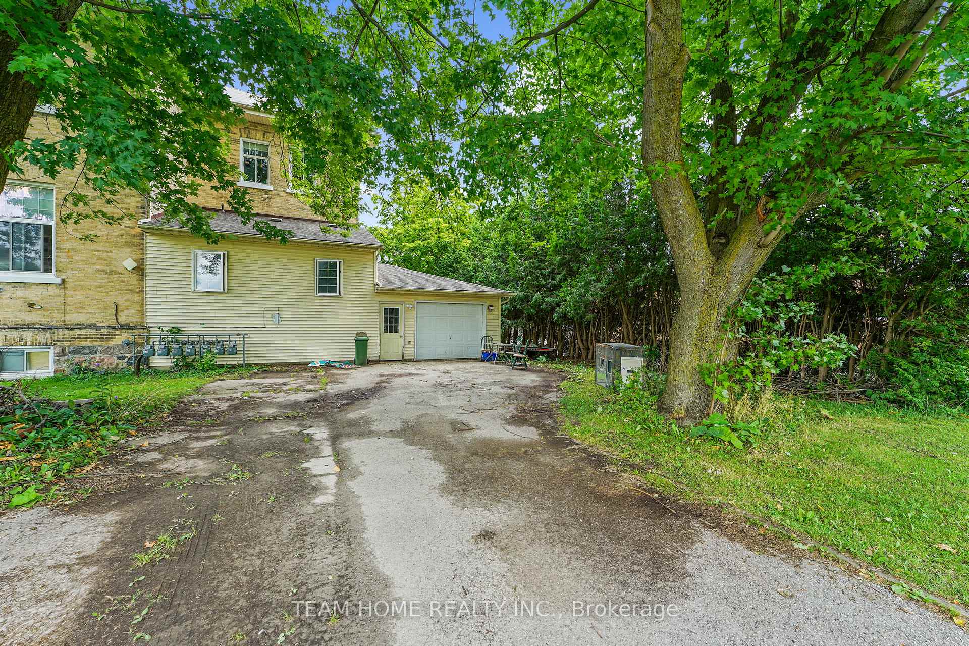 Photo 18 of 10 William Street N, Minto — HOMEH