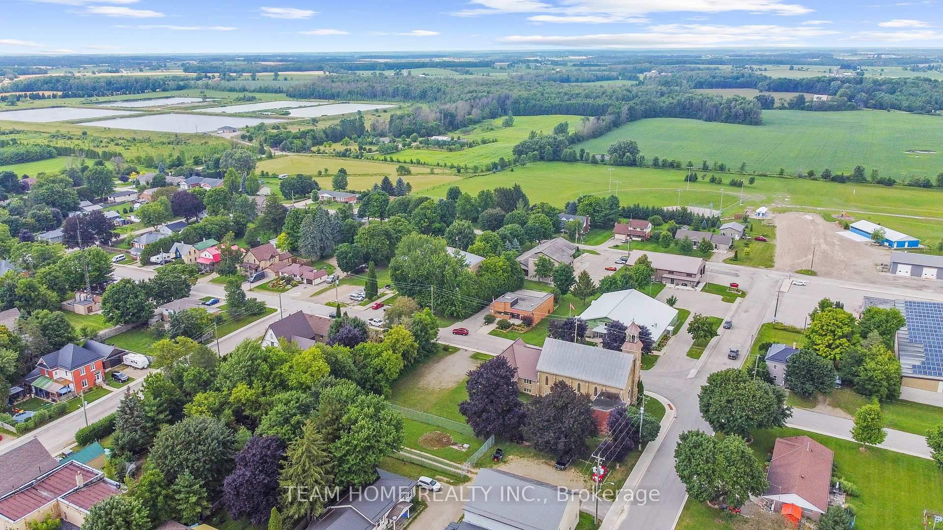 Photo 25 of 10 William Street N, Minto — HOMEH