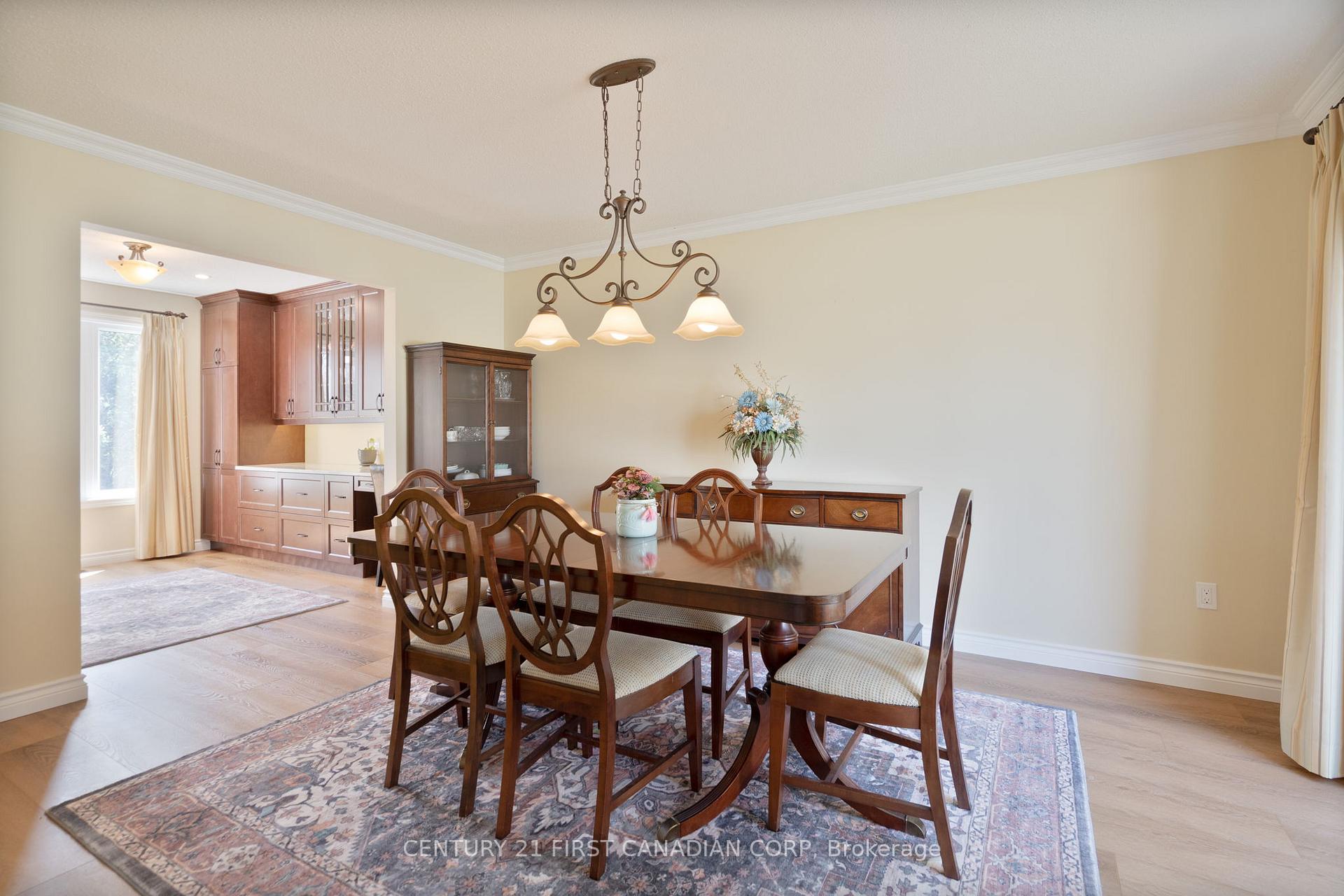 Photo 8 of 53 Westbrook Crescent, Middlesex Centre, Kilworth — HOMEH