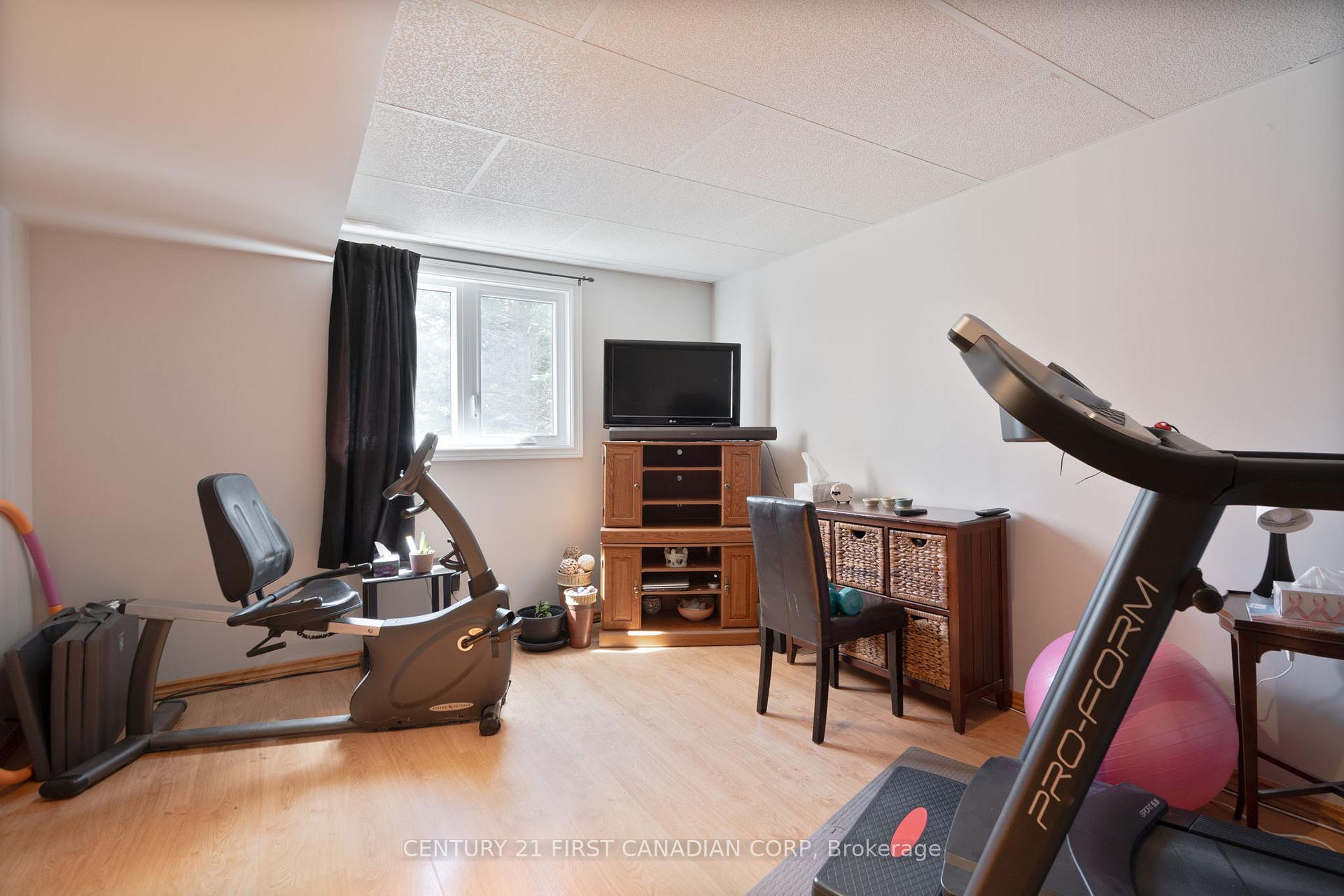 Photo 30 of 53 Westbrook Crescent, Middlesex Centre, Kilworth — HOMEH