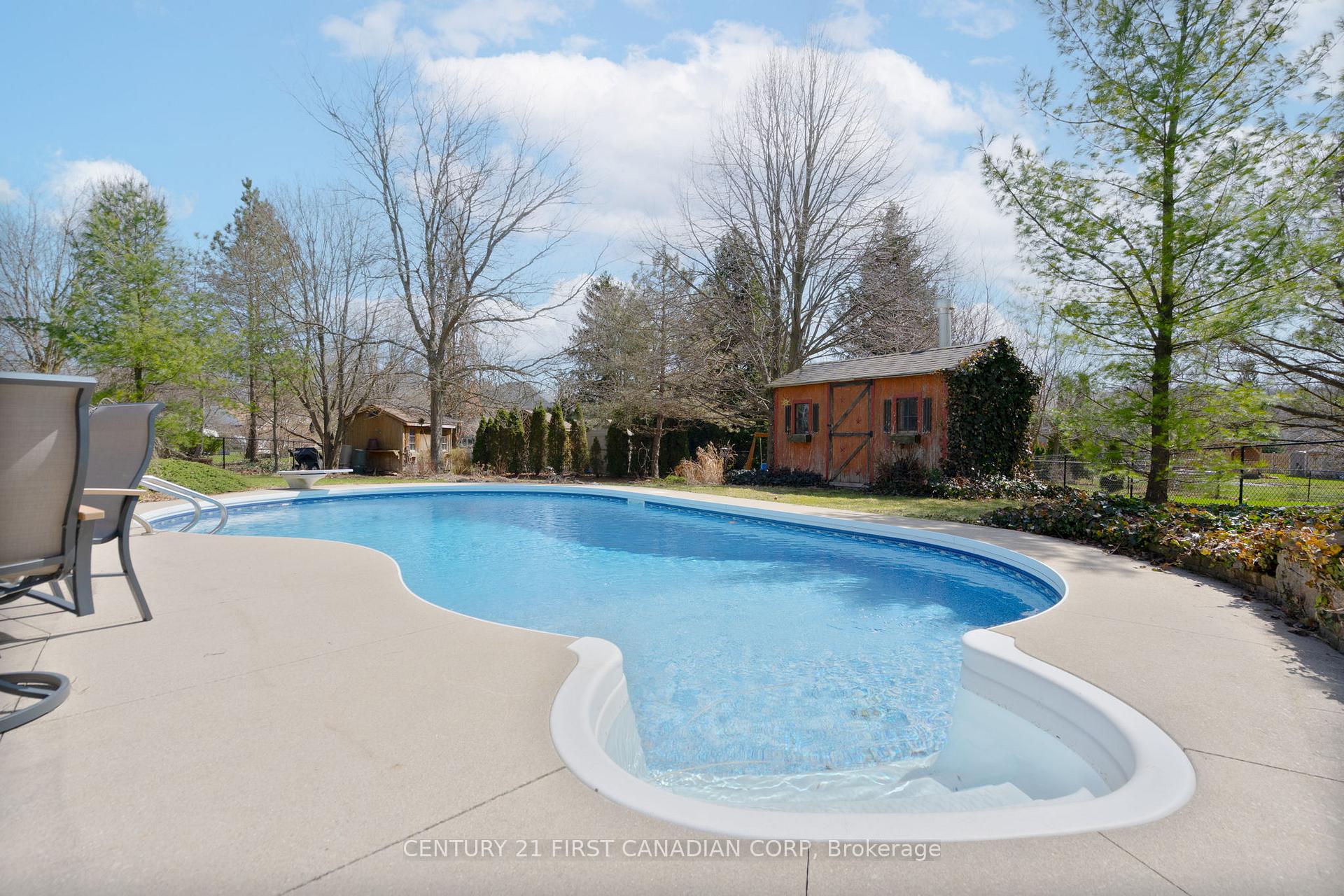 Photo 33 of 53 Westbrook Crescent, Middlesex Centre, Kilworth — HOMEH