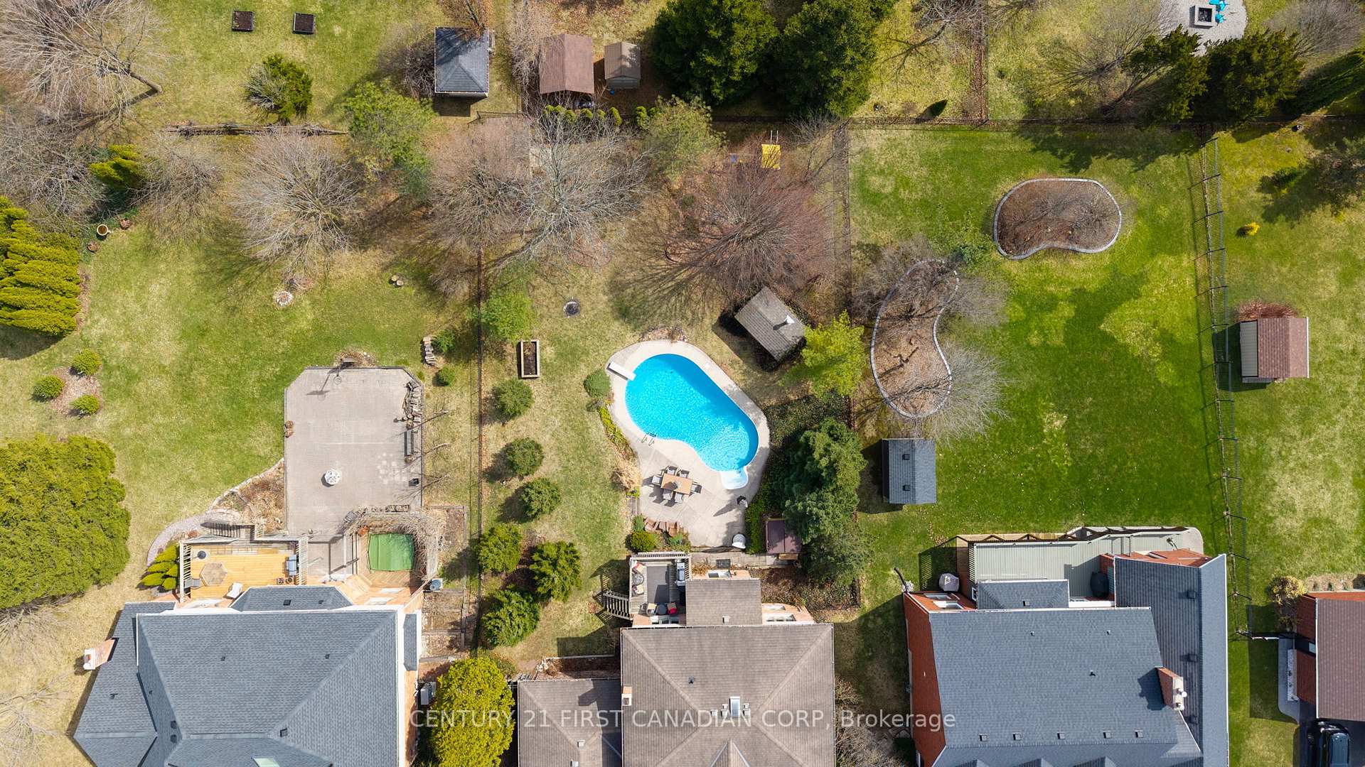 Photo 43 of 53 Westbrook Crescent, Middlesex Centre, Kilworth — HOMEH