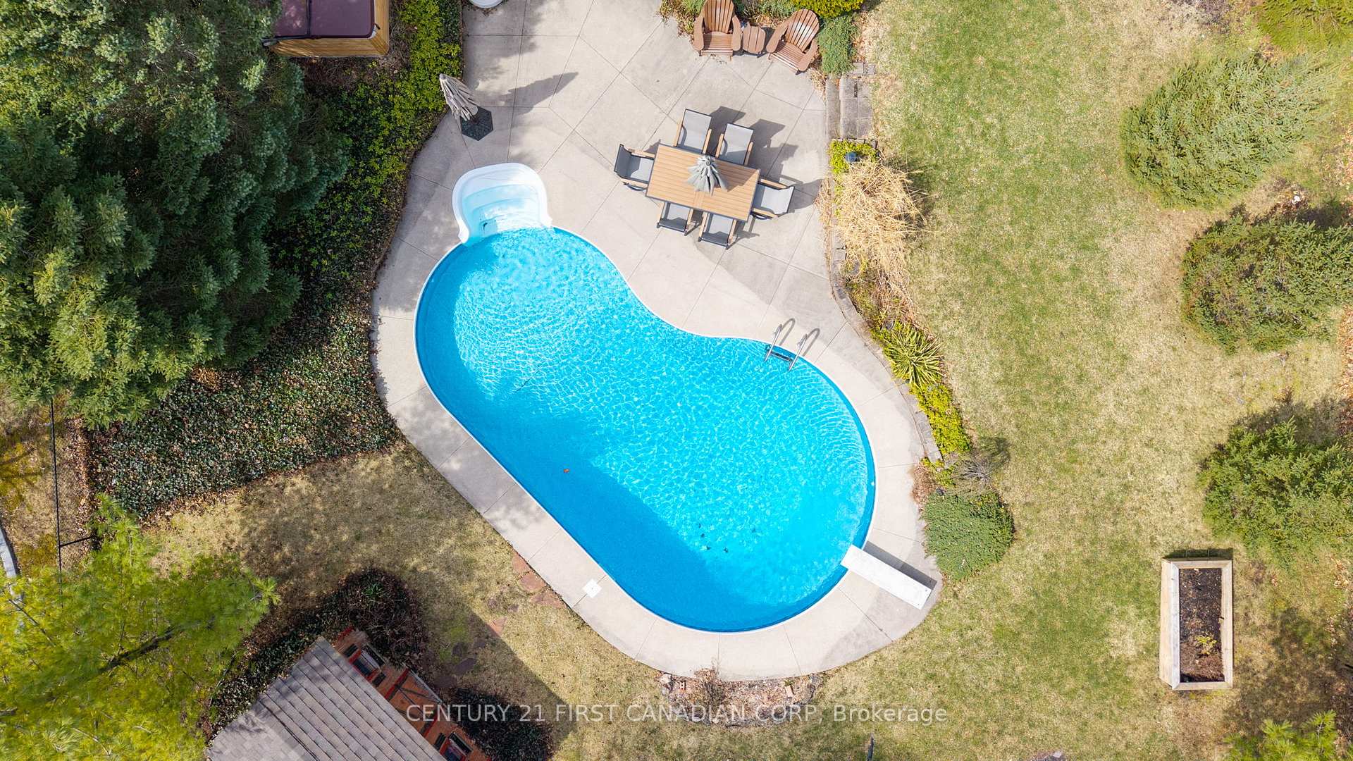Photo 45 of 53 Westbrook Crescent, Middlesex Centre, Kilworth — HOMEH