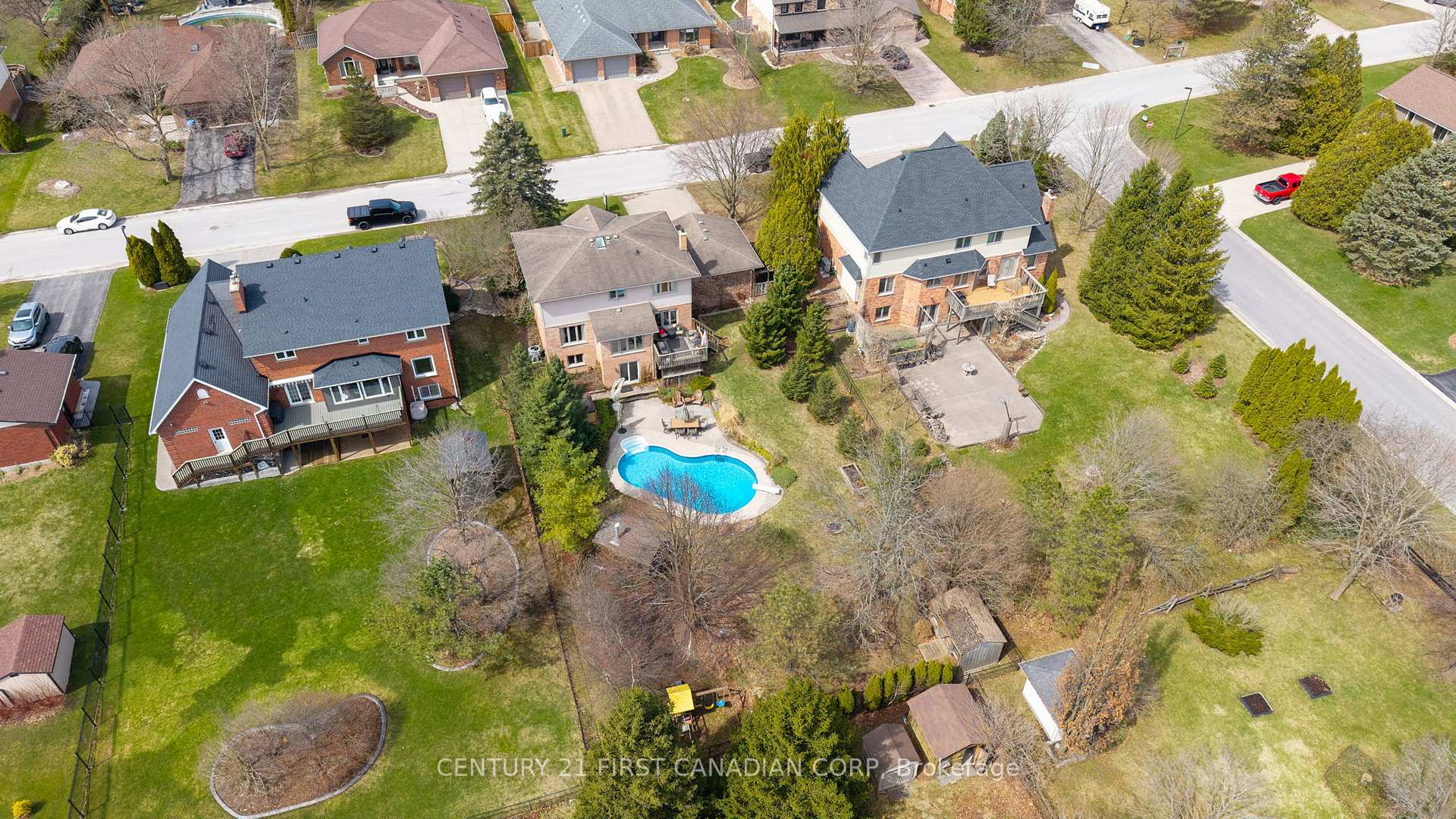 Photo 46 of 53 Westbrook Crescent, Middlesex Centre, Kilworth — HOMEH