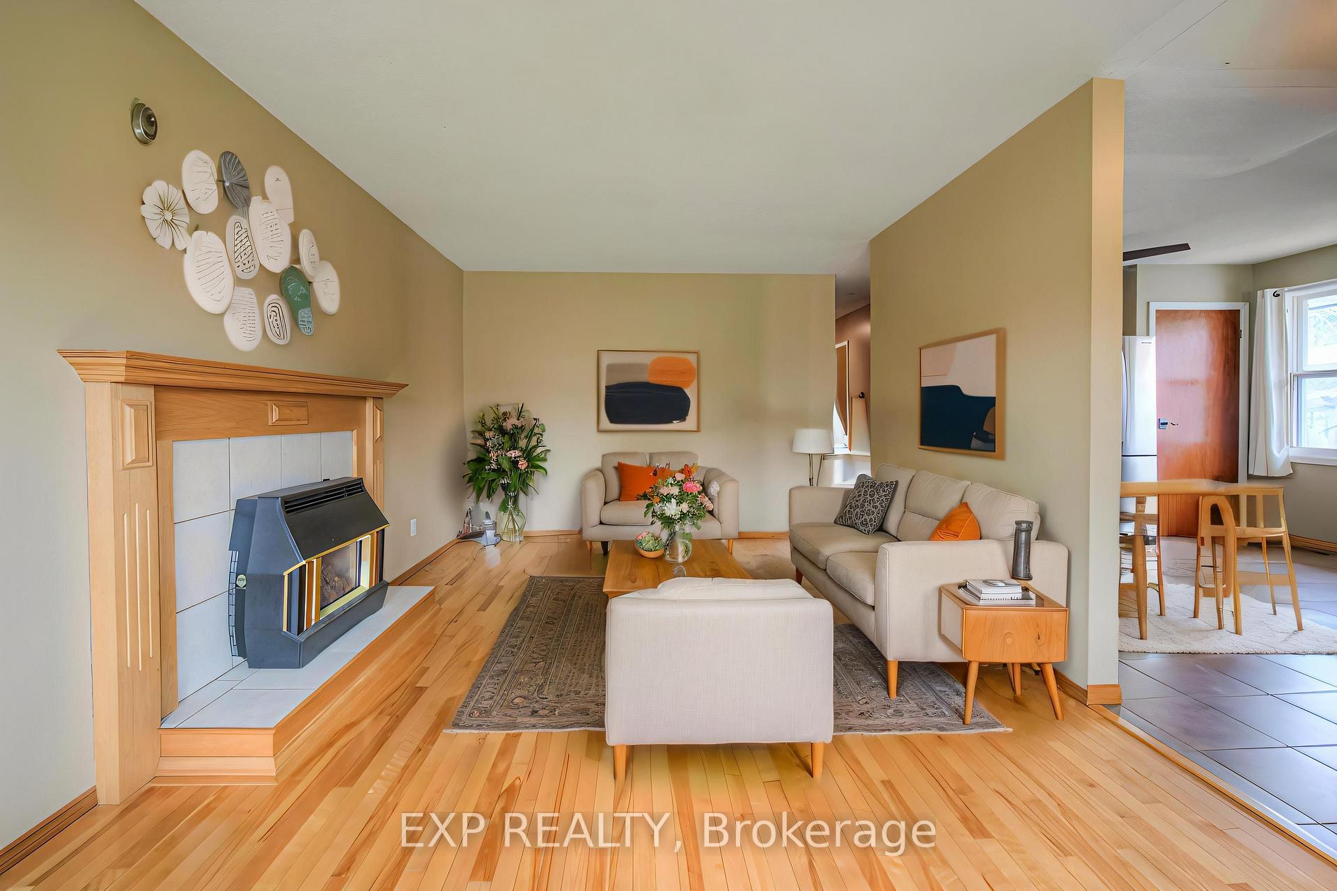 Photo 6 of 91 Kimberly Crescent, Kitchener — HOMEH