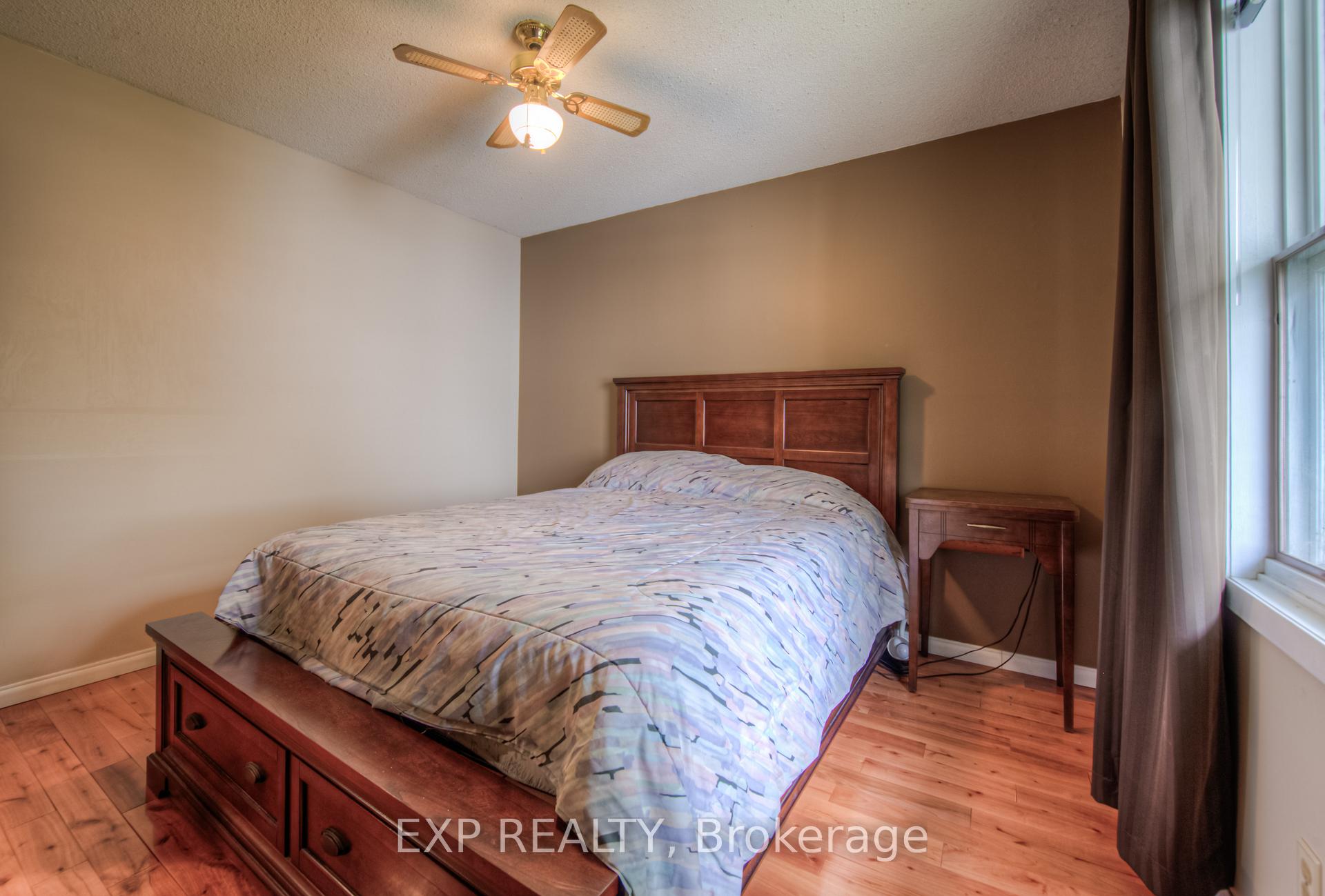 Photo 16 of 91 Kimberly Crescent, Kitchener — HOMEH