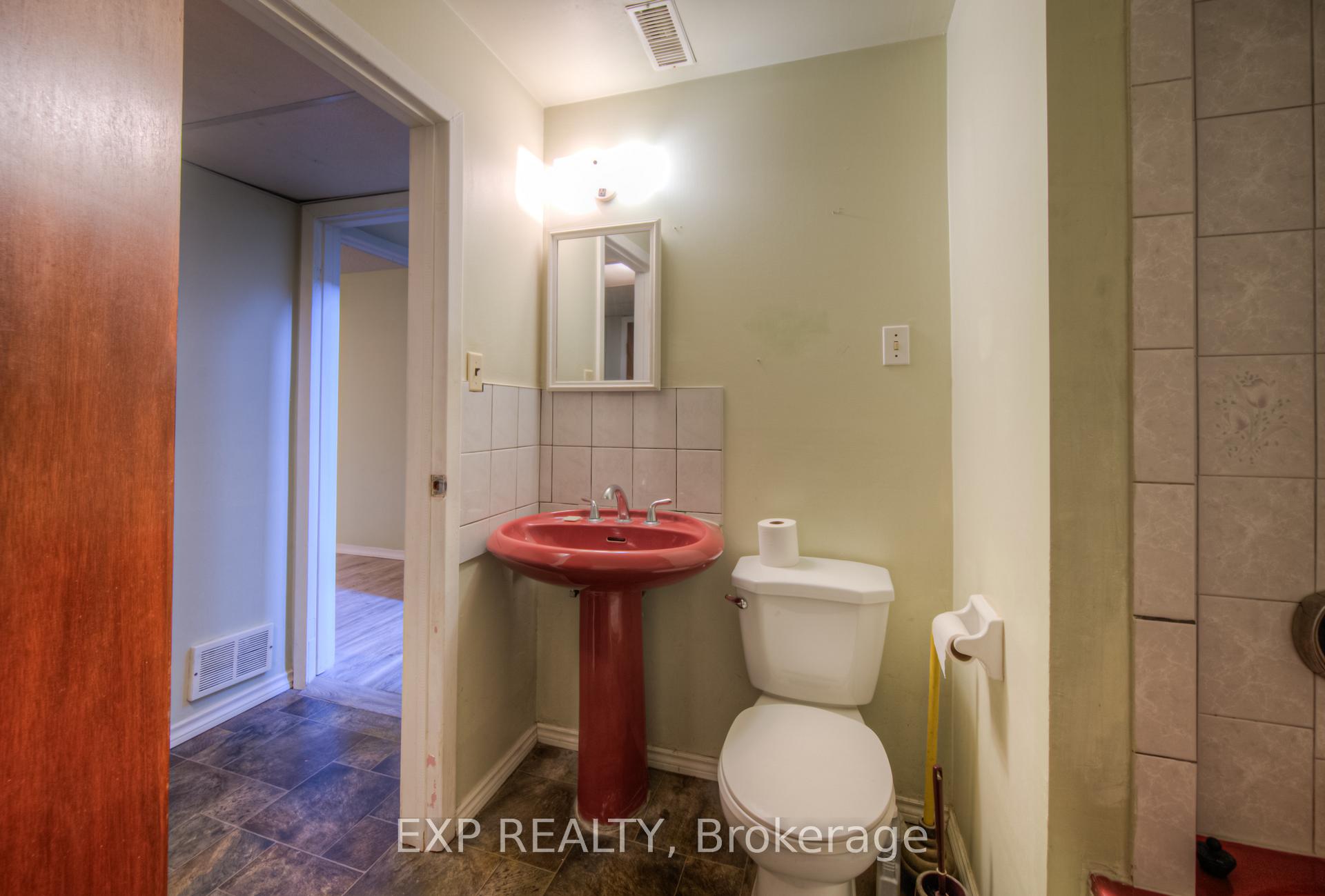 Photo 22 of 91 Kimberly Crescent, Kitchener — HOMEH