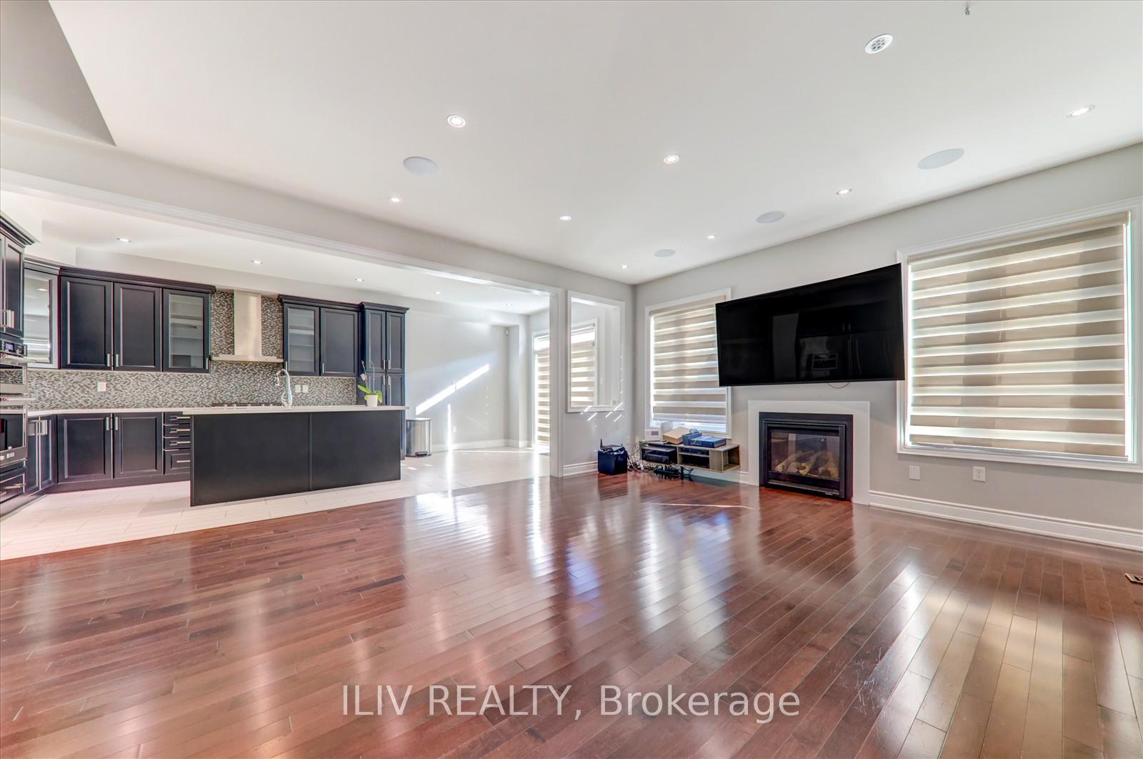 Photo 9 of Unit Upper, 3 James Glover Drive, Markham, Berczy — HOMEH
