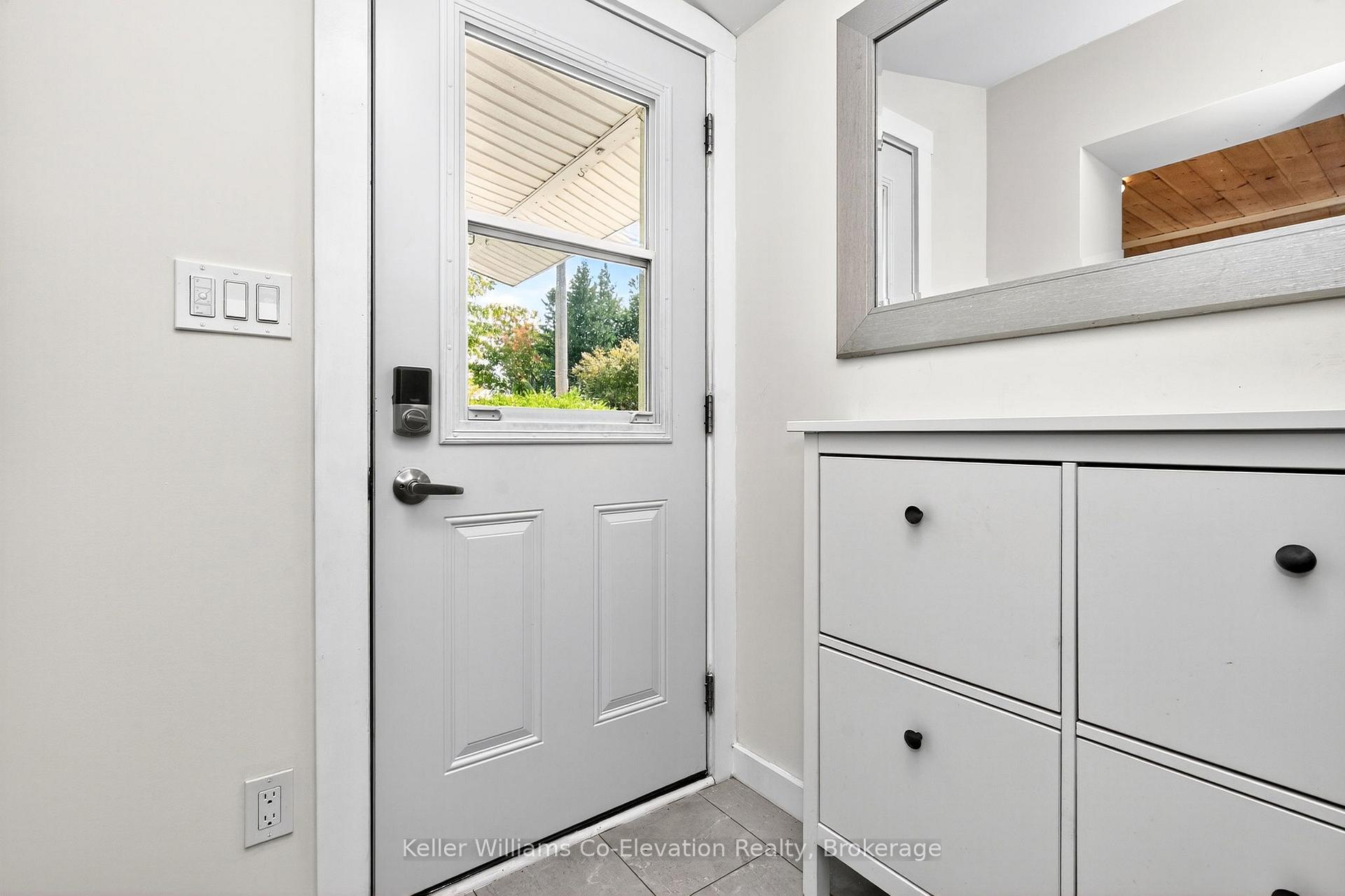 Photo 4 of 245 William Street, Midland — HOMEH