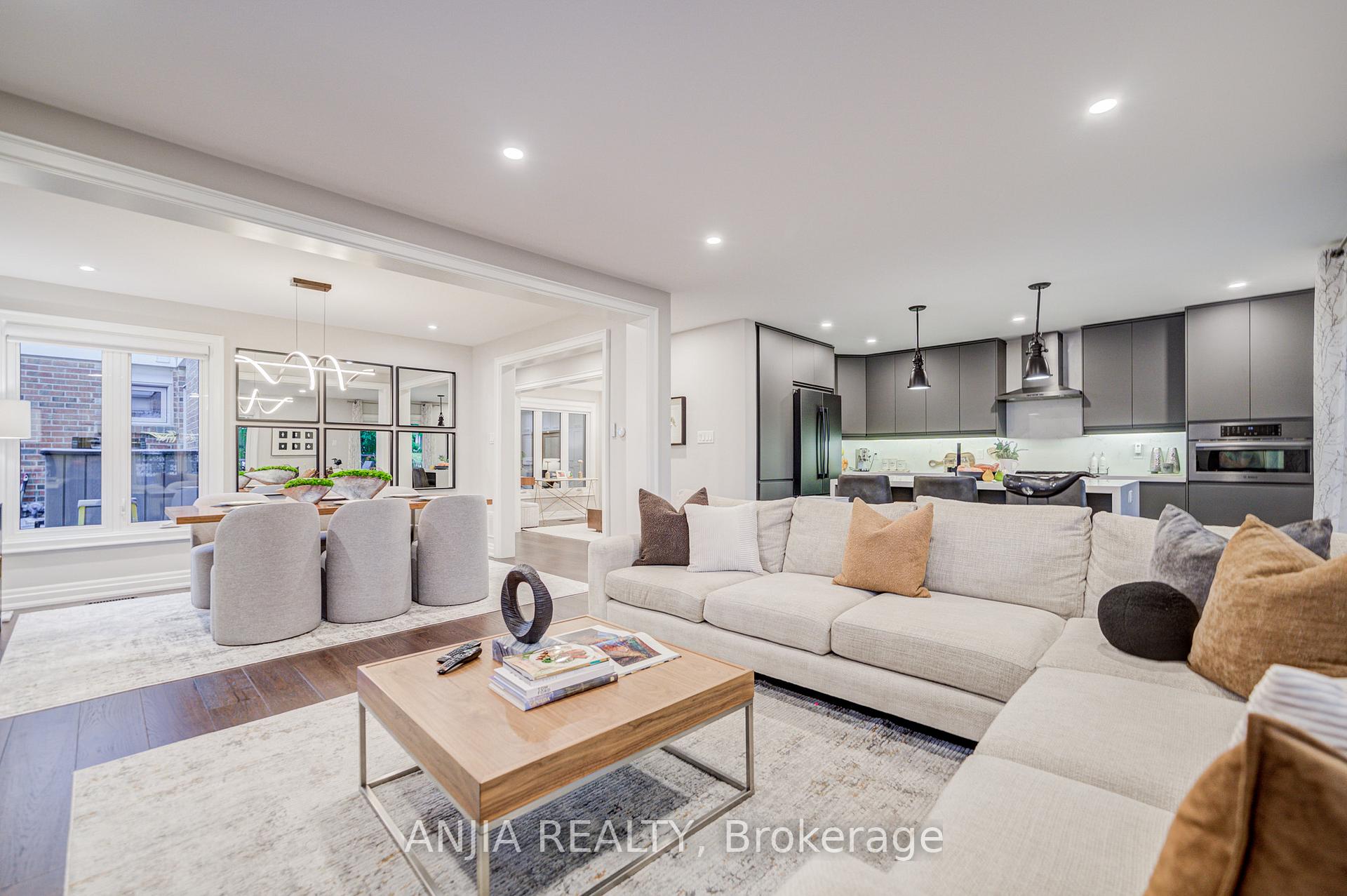 Photo 19 of 31 Holm Crescent, Markham, Aileen-Willowbrook — HOMEH