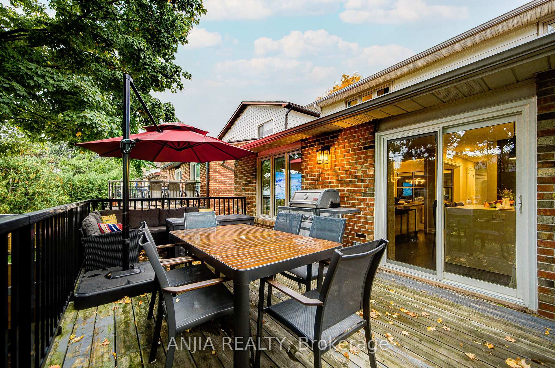 Photo 50 of 31 Holm Crescent, Markham, Aileen-Willowbrook — HOMEH