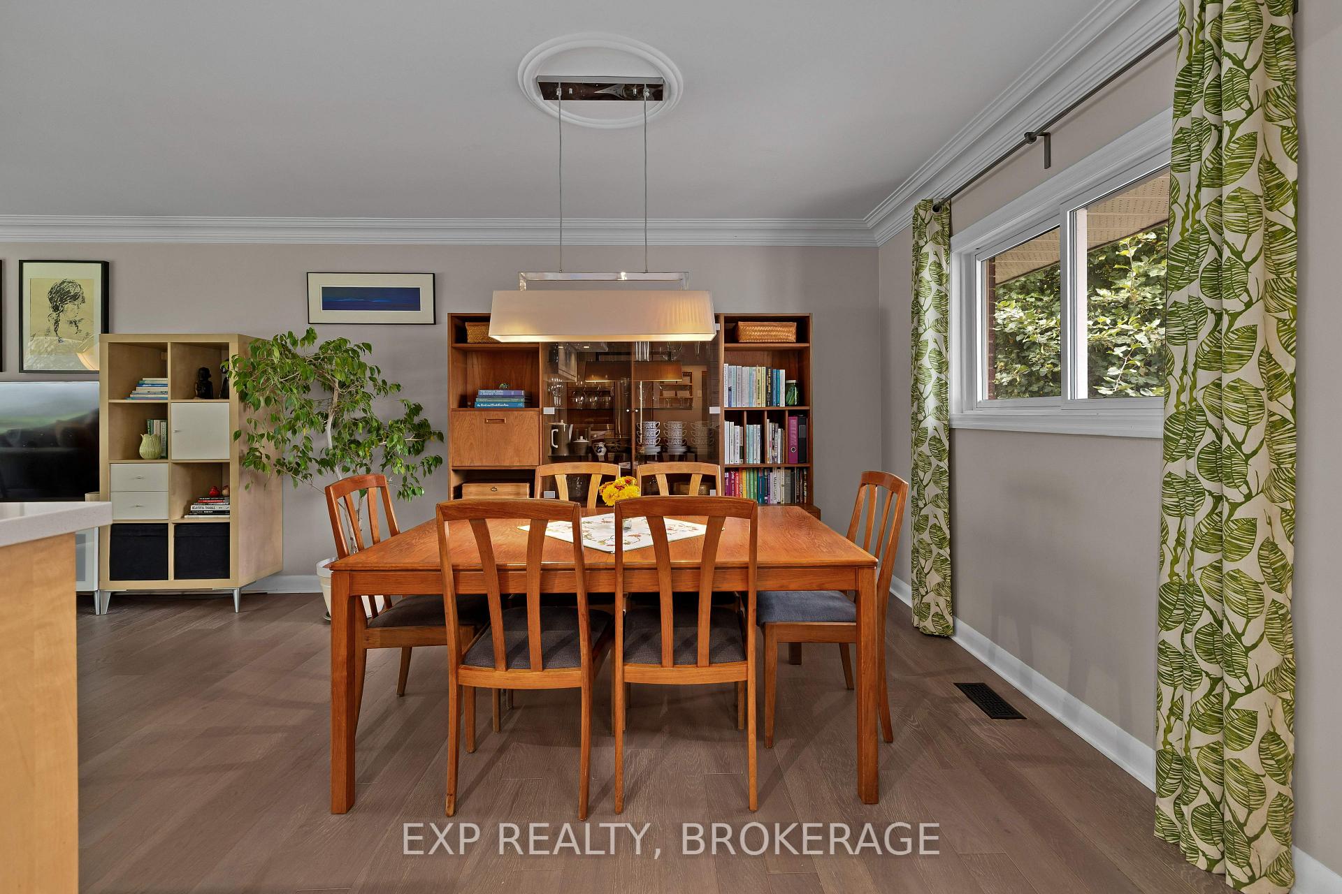 Photo 10 of 57 Lakeview Avenue, Kingston, City Southwest — HOMEH