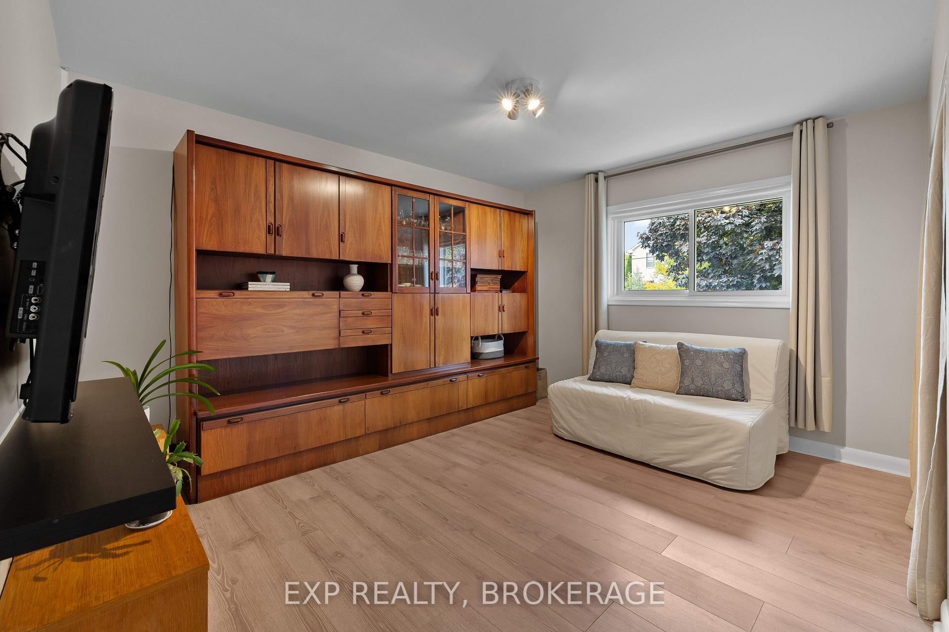 Photo 19 of 57 Lakeview Avenue, Kingston, City Southwest — HOMEH