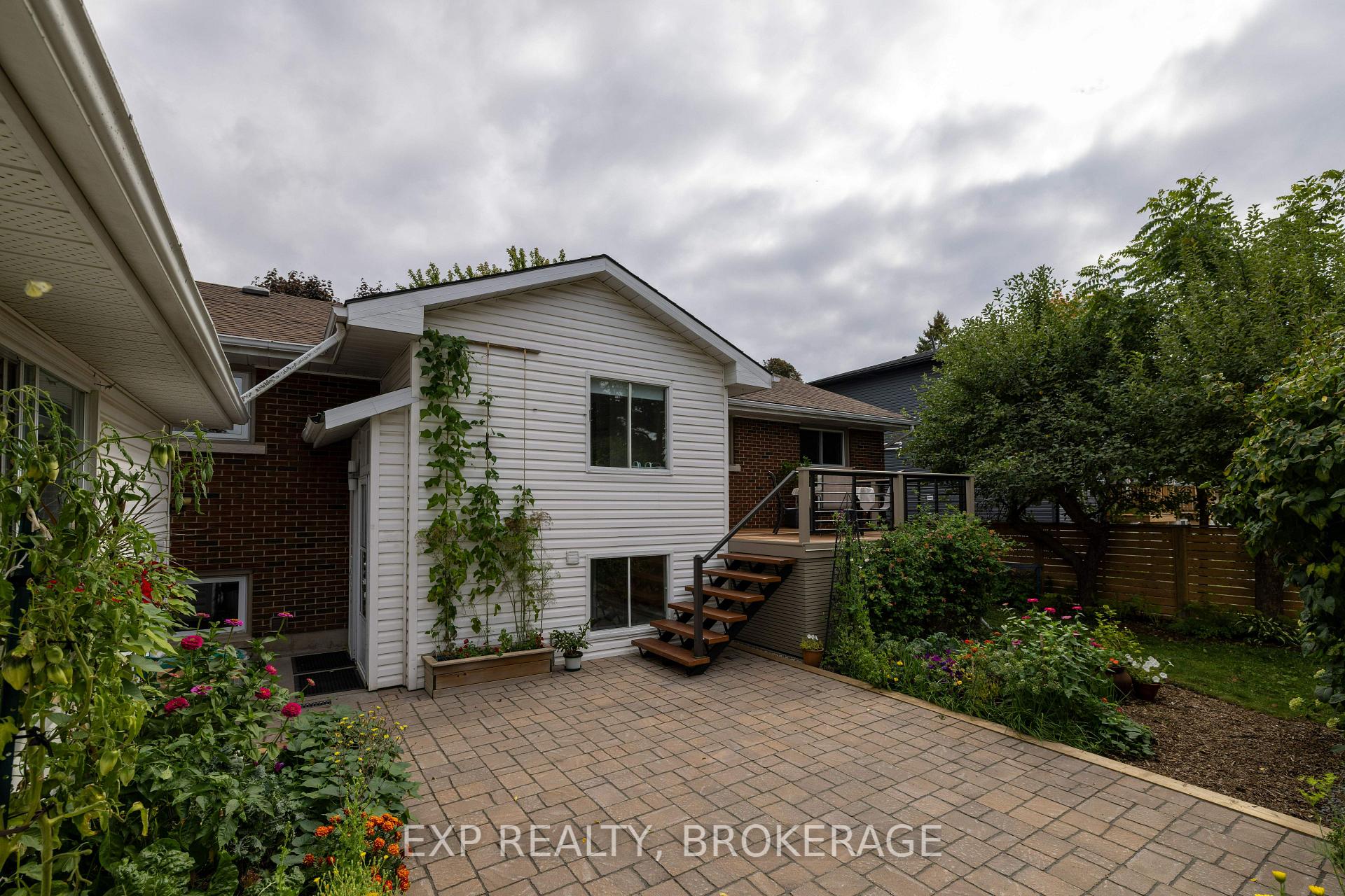 Photo 38 of 57 Lakeview Avenue, Kingston, City Southwest — HOMEH