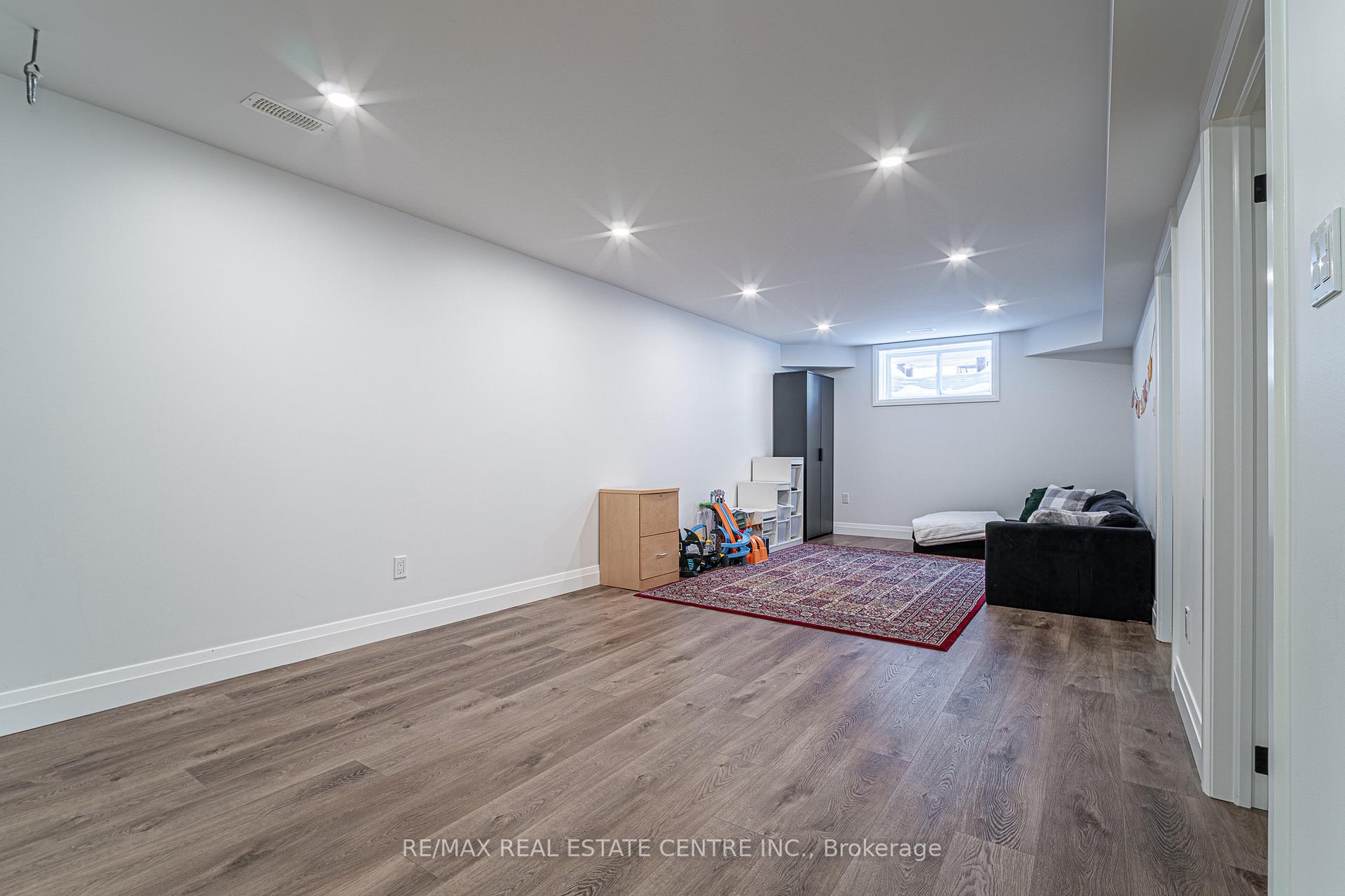 Photo 28 of 103 Bridge Crescent, Minto — HOMEH