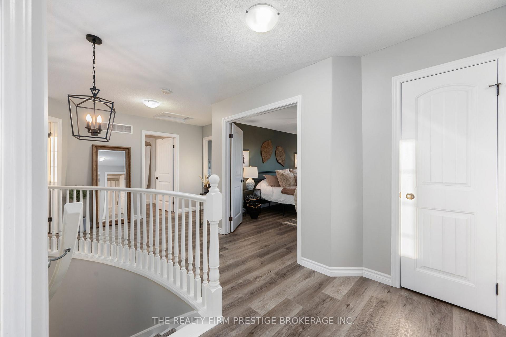 Photo 21 of 132 Martin Road, Middlesex Centre, Delaware Town — HOMEH