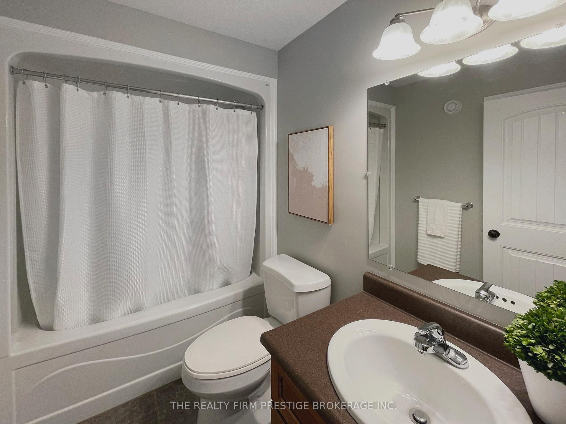 Photo 25 of 132 Martin Road, Middlesex Centre, Delaware Town — HOMEH